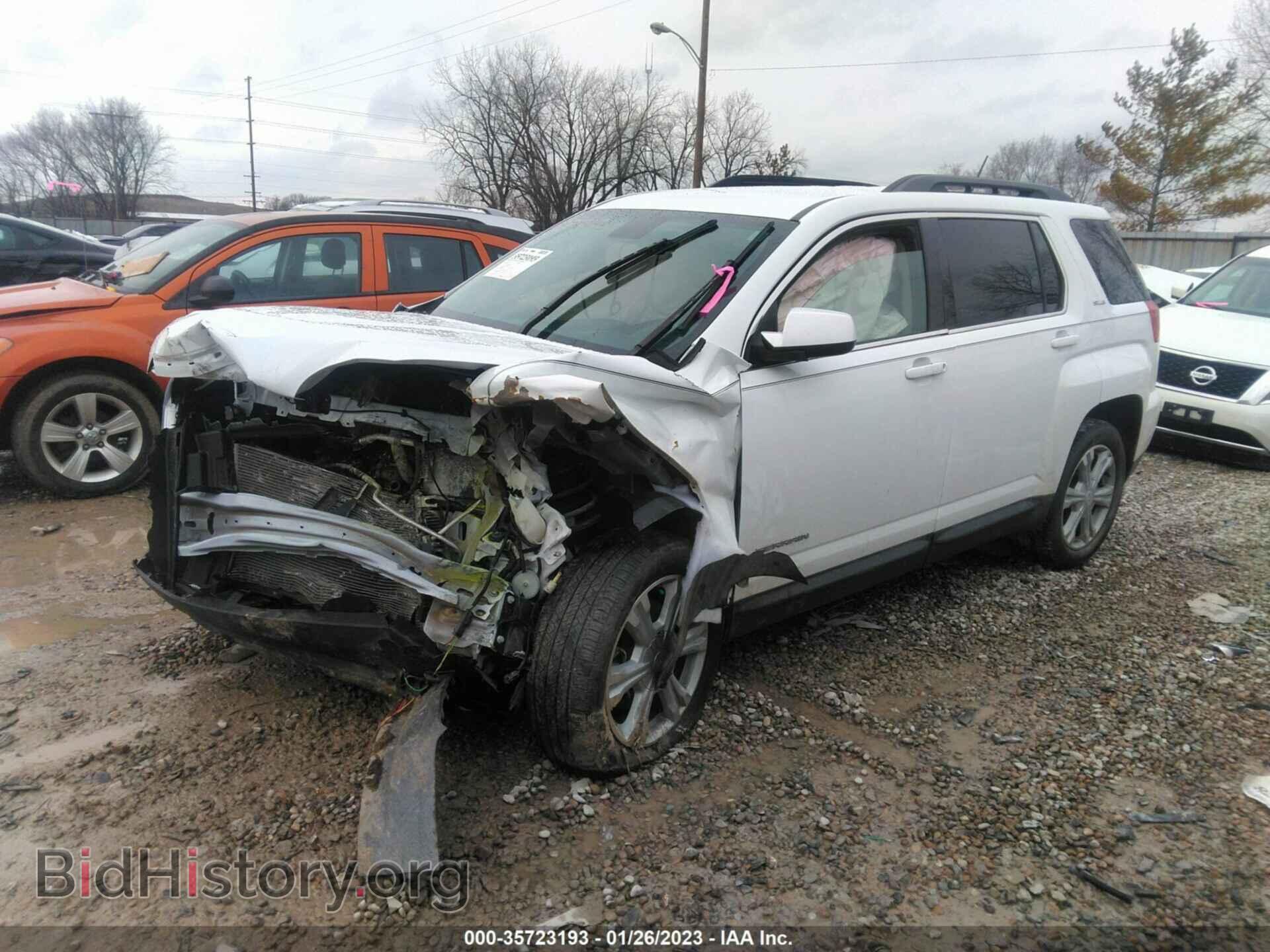 2017 GMC TERRAIN - VIN: 2GKFLTEK2H6175676 - Фото 2