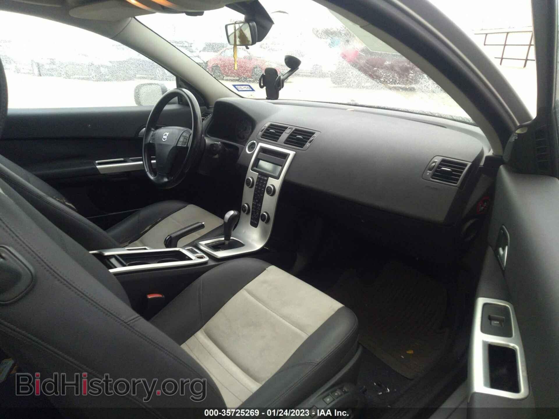 2011 VOLVO C30 - VIN: YV1672MK2B2235014 - Фото 5