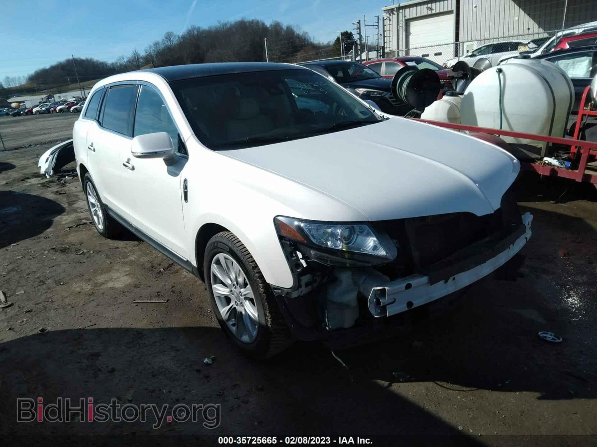 Photo 2LMHJ5FK4DBL52847 - LINCOLN MKT 2013