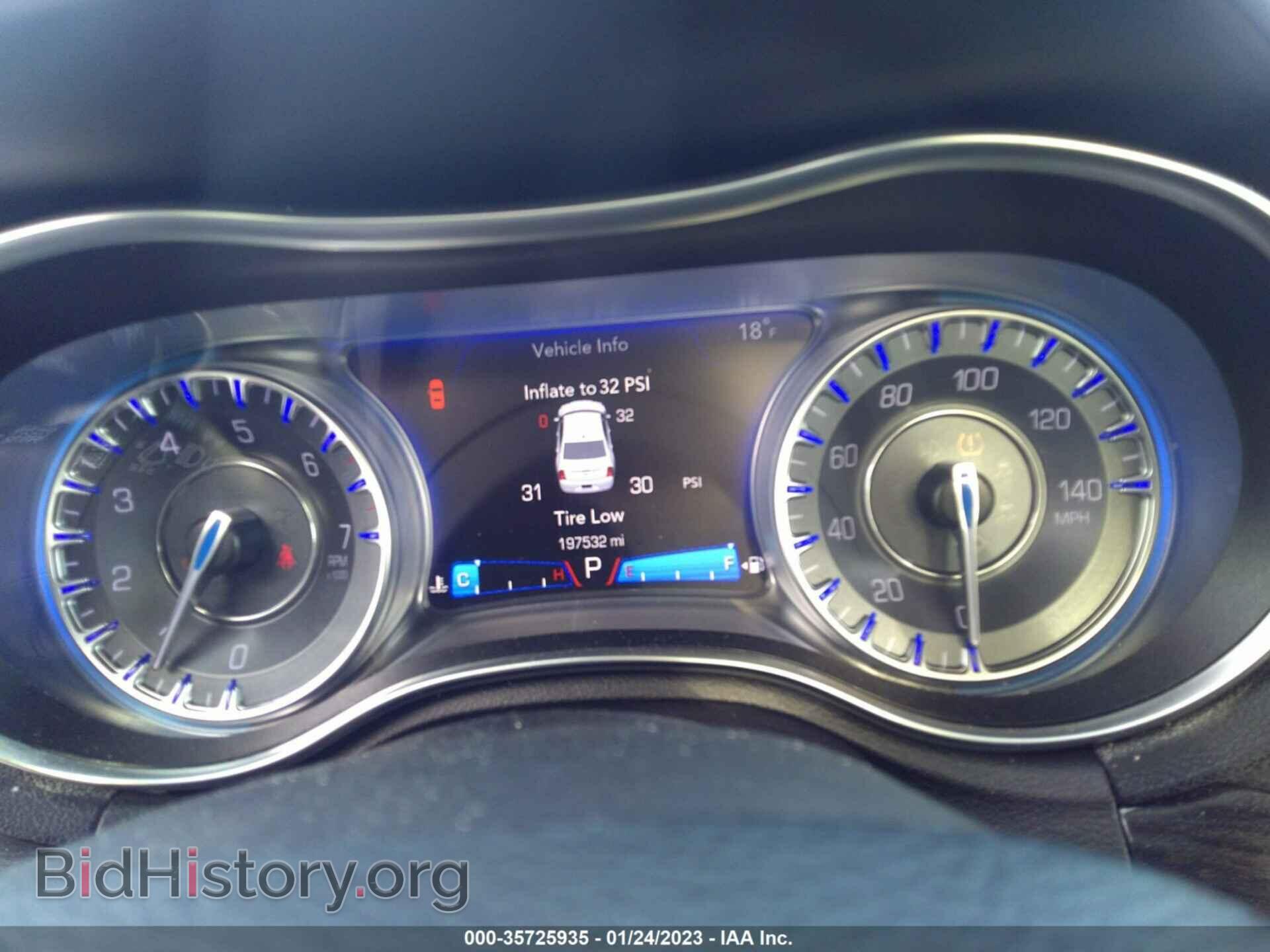 2016 CHRYSLER 300 - VIN: 2C3CCARG8GH208678 - Фото 7