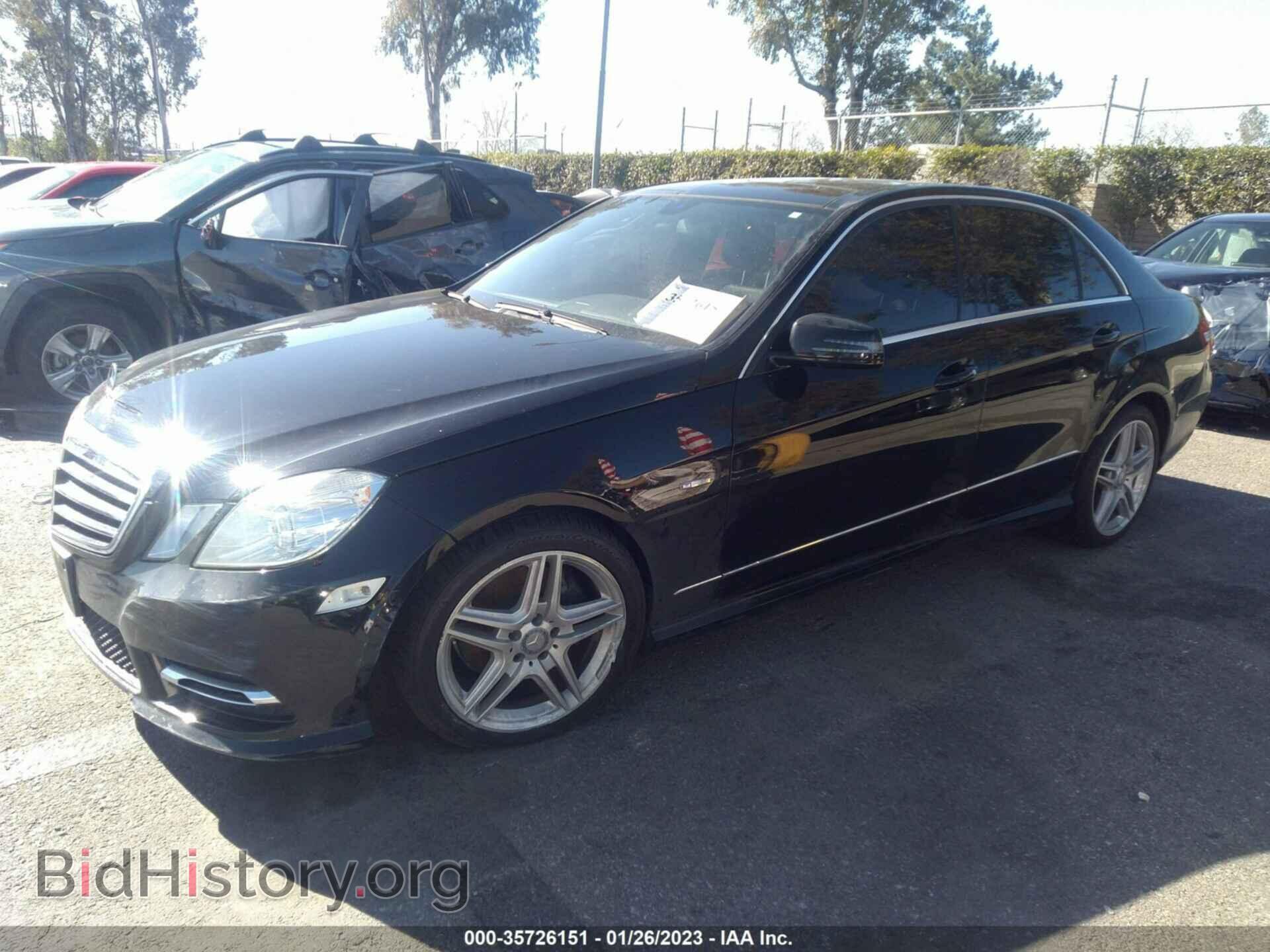 2012 MERCEDES-BENZ E-CLASS - VIN: WDDHF5KB2CA636470 - Фото 2