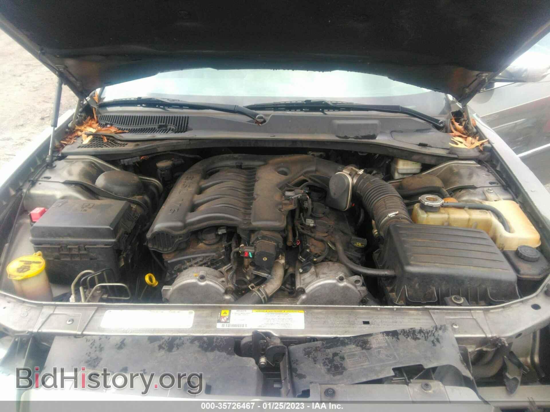 2010 CHRYSLER 300 - VIN: 2C3CA5CV0AH101846 - Фото 10