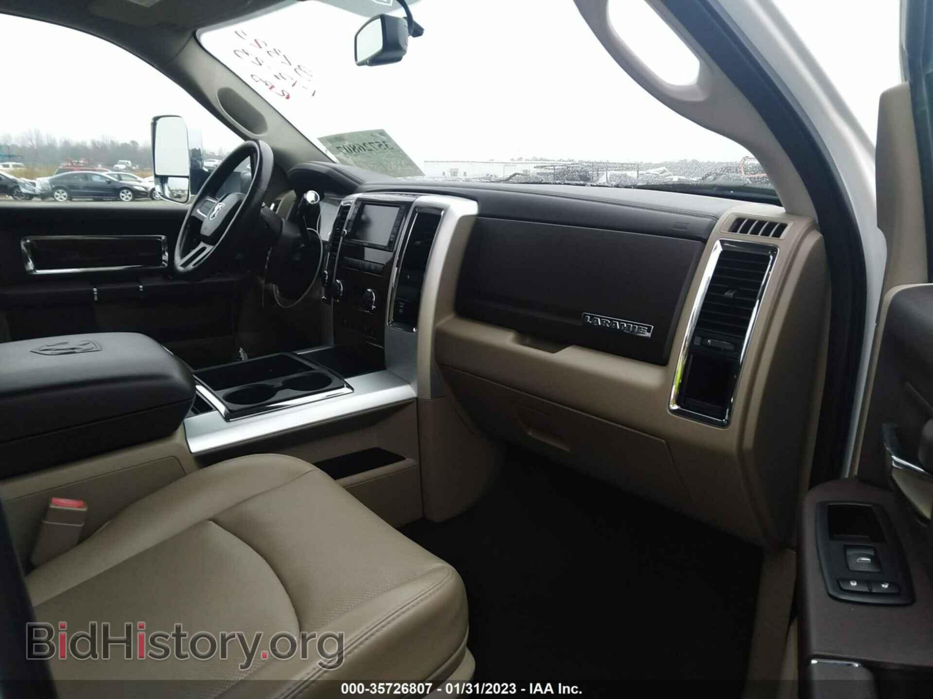 2011 RAM 3500 - VIN: 3D73Y4CL3BG560943 - Фото 5