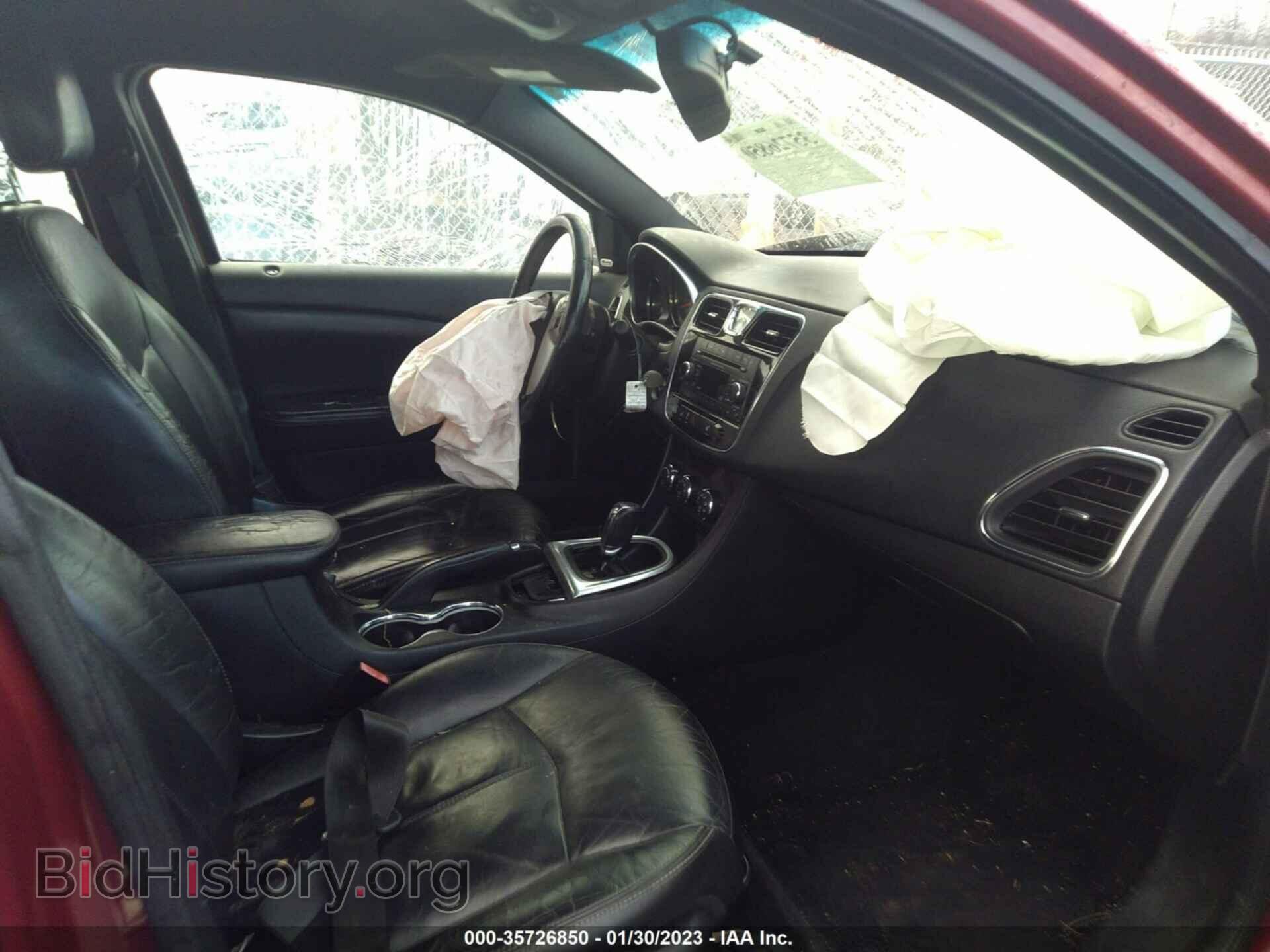 2013 CHRYSLER 200 - VIN: 1C3CCBCG0DN559733 - Фото 5