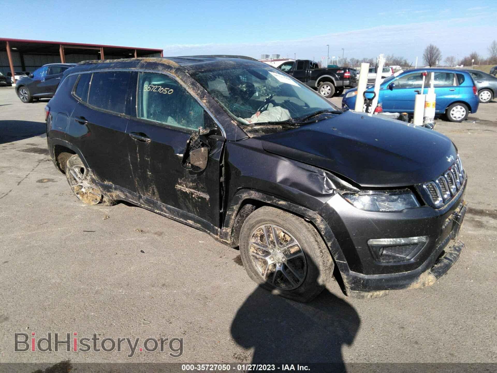 Photo 3C4NJCBBXLT136050 - JEEP COMPASS 2020