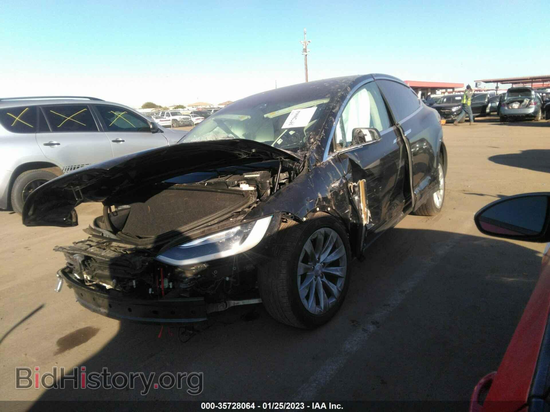 2018 TESLA MODEL X - VIN: 5YJXCDE2XJF100004 - Фото 2