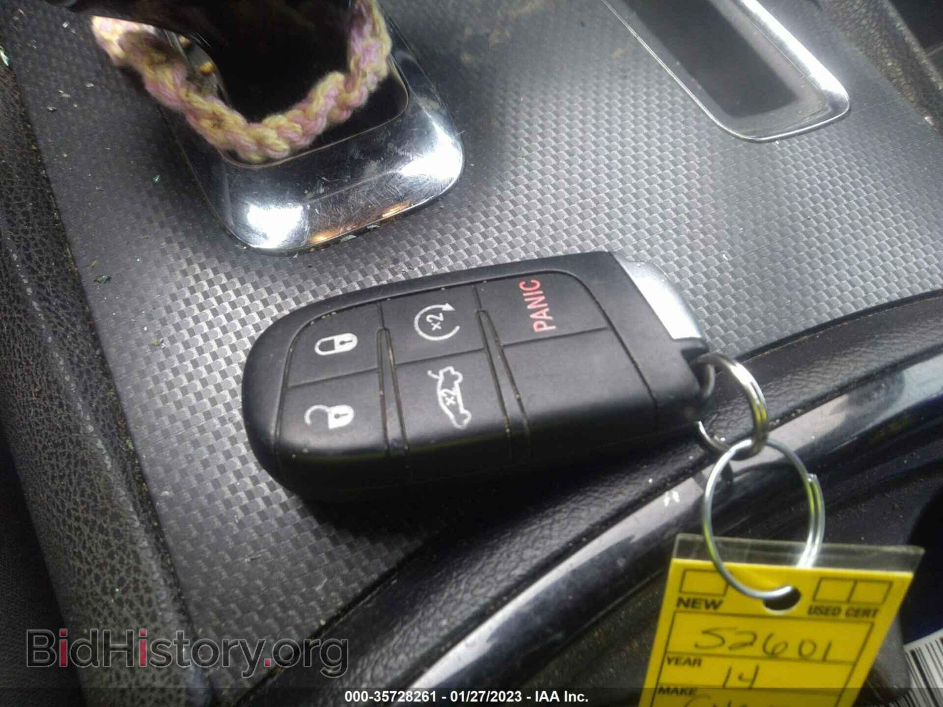 2014 CHRYSLER 300 - VIN: 2C3CCAGG8EH384419 - Фото 11