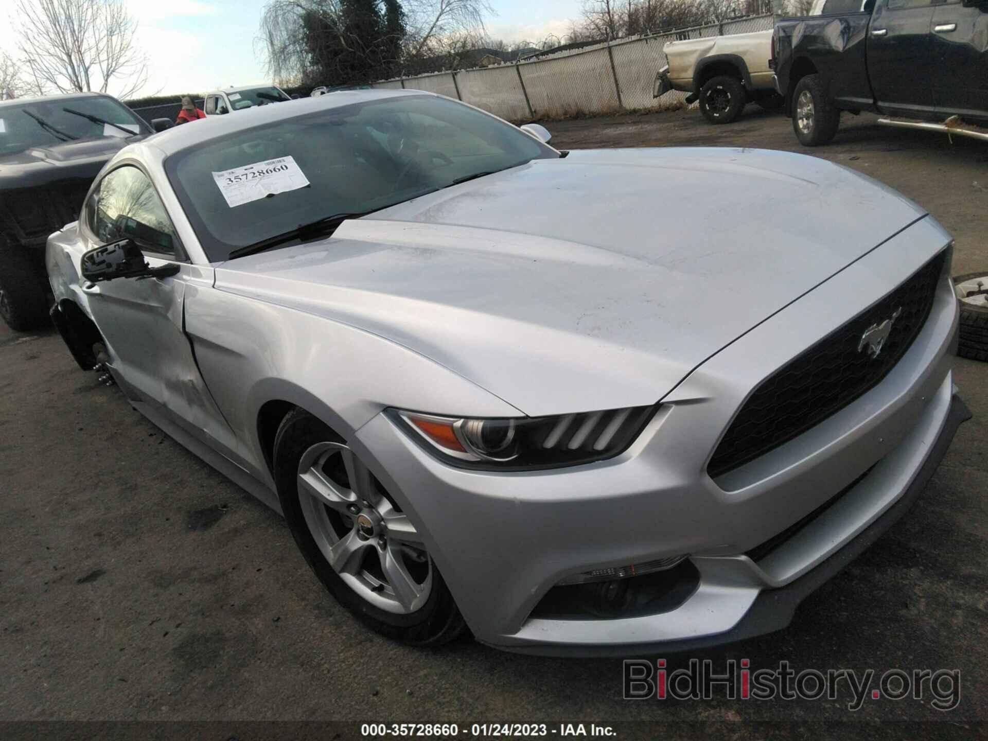 Photo 1FA6P8THXF5356107 - FORD MUSTANG 2015