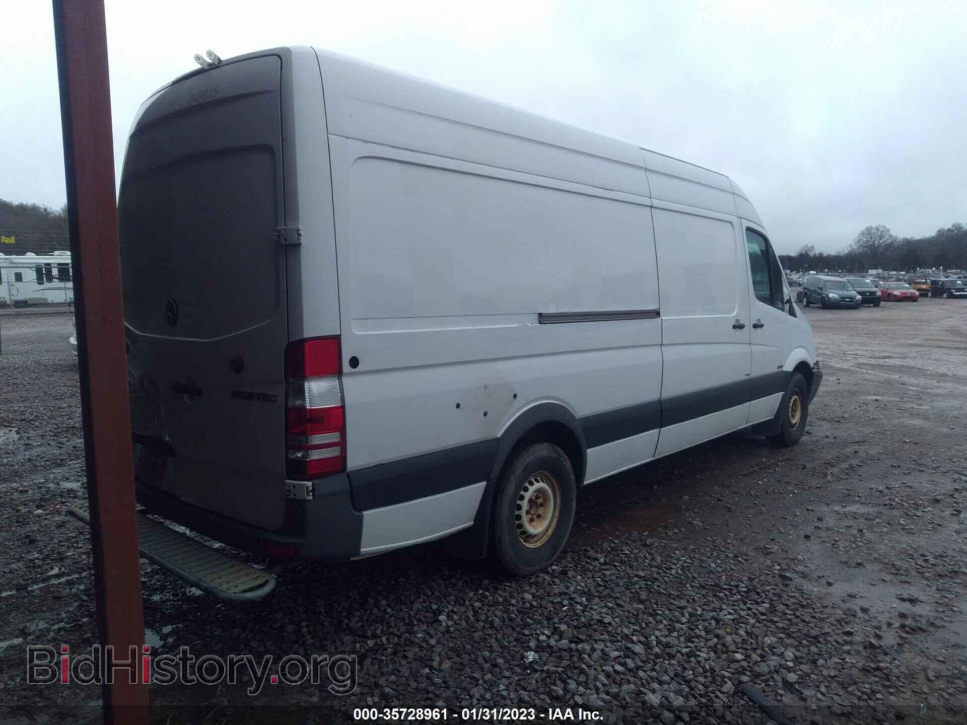 2012 MERCEDES-BENZ SPRINTER CARGO VANS - VIN: WD3PE8CB4C5714243 - Фото 4