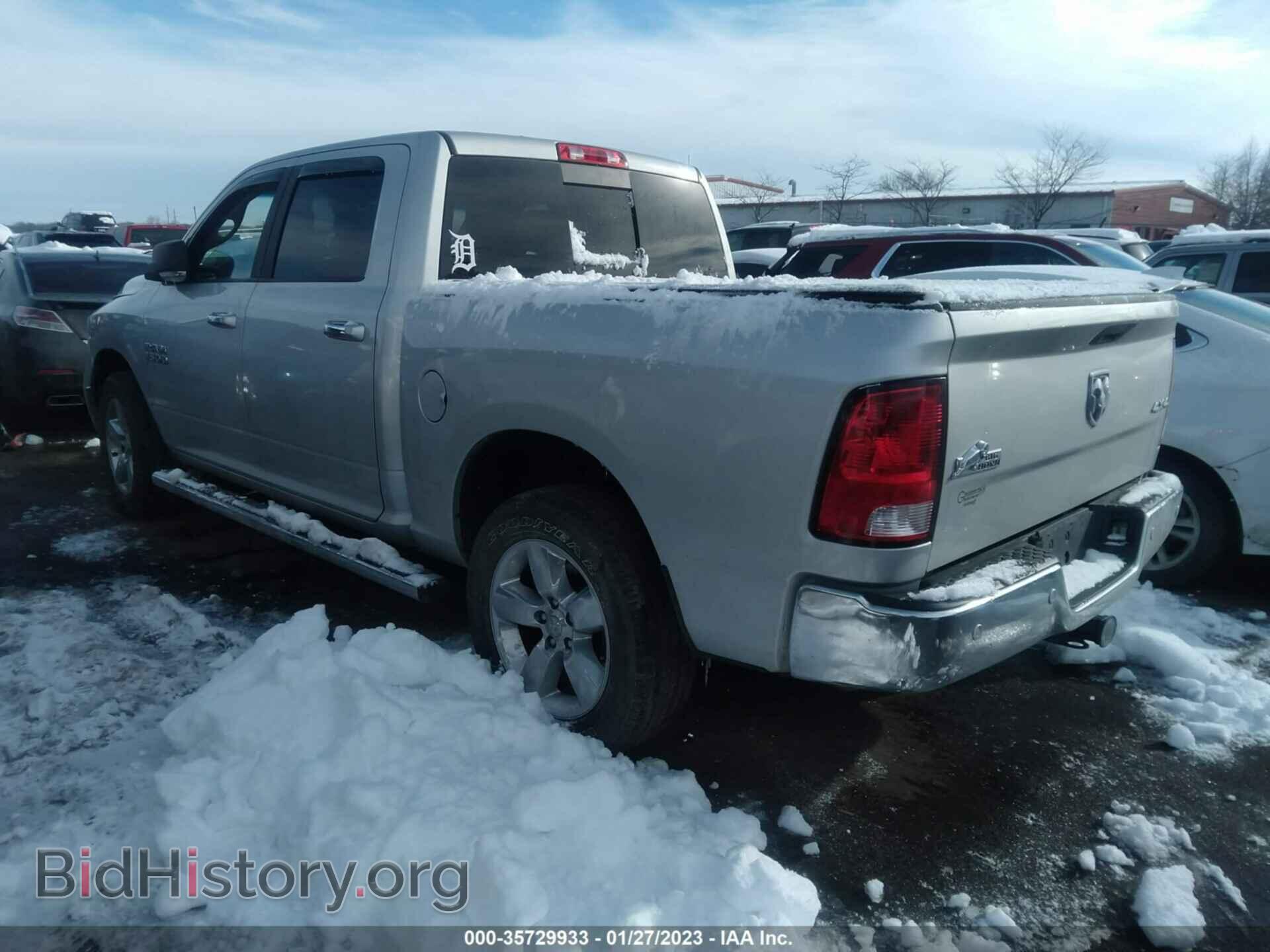 2018 RAM 1500 - VIN: 3C6RR7LG0JG235159 - Фото 3