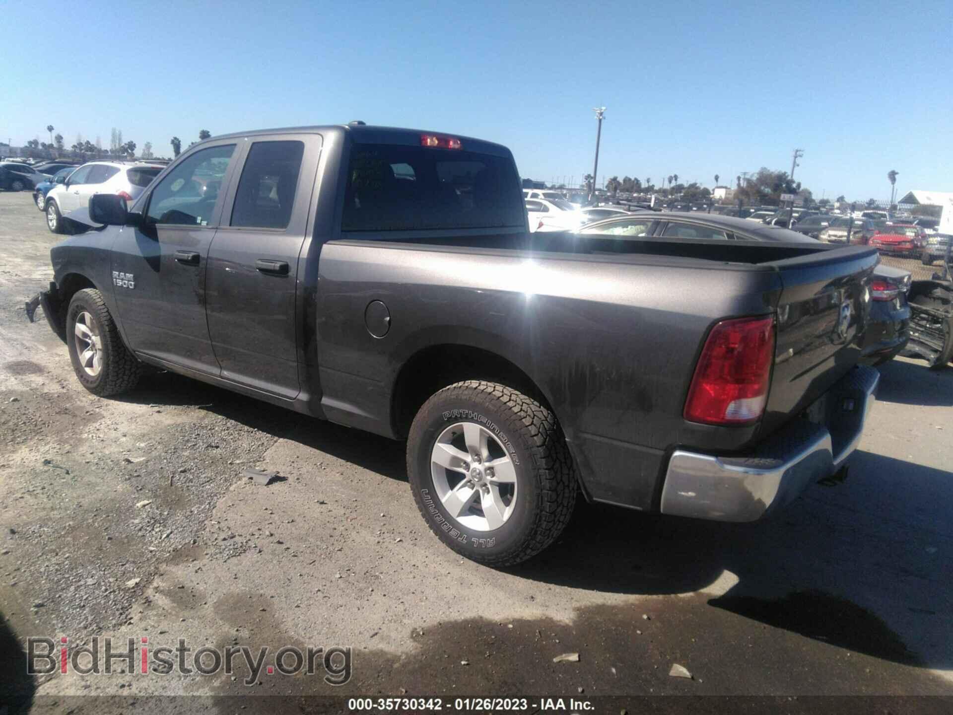 2018 RAM 1500 - VIN: 1C6RR6FG7JS341459 - Фото 3