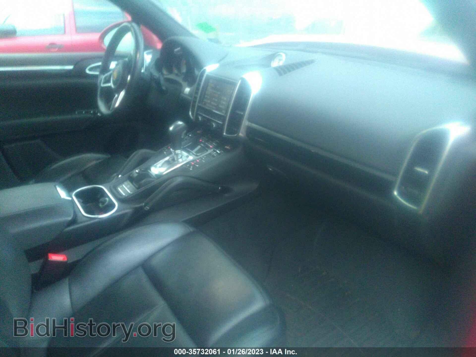 2016 PORSCHE CAYENNE - VIN: WP1AF2A21GKA41748 - Фото 5