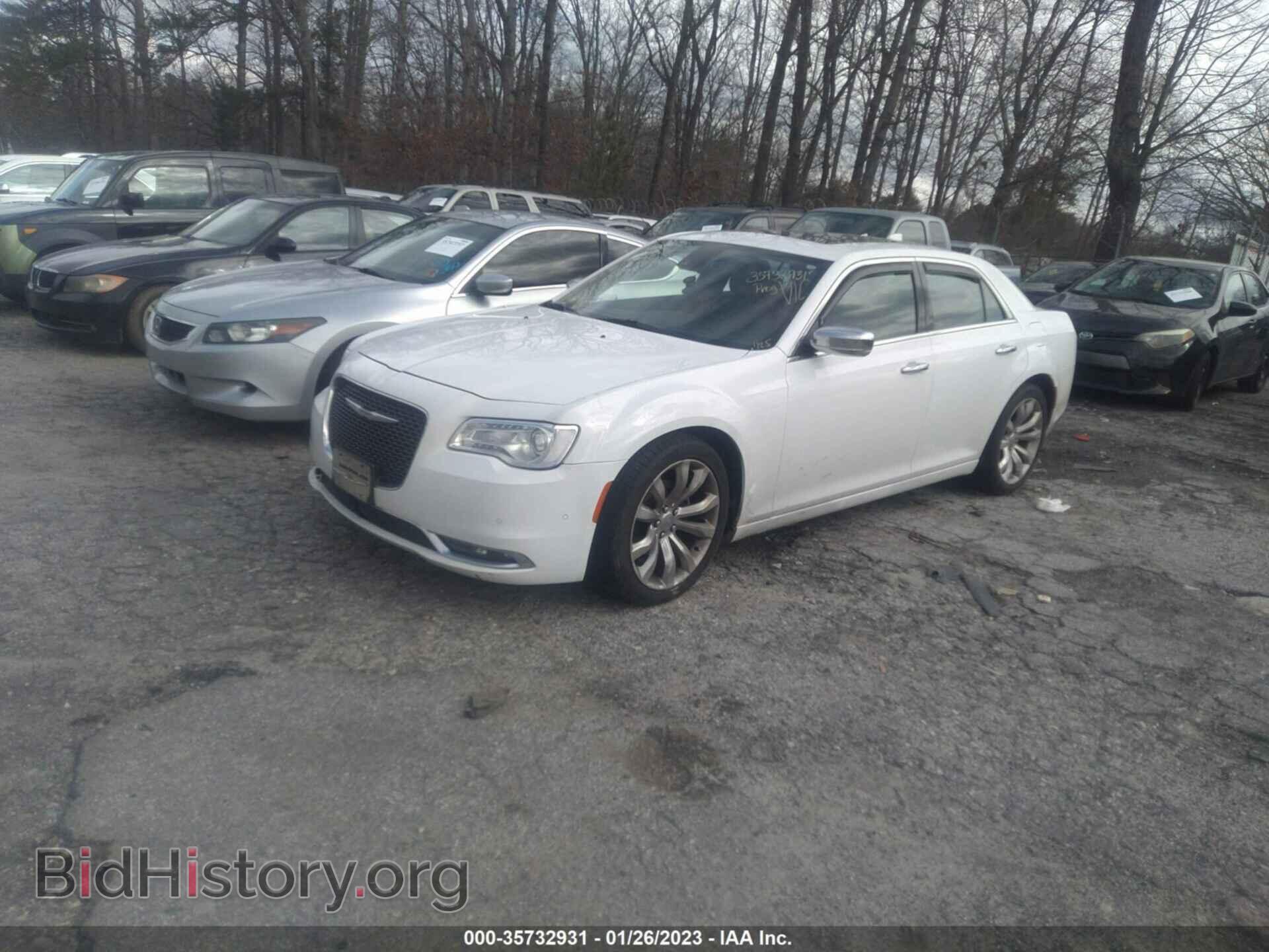 2017 CHRYSLER 300 - VIN: 2C3CCAEG5HH570149 - Фото 2