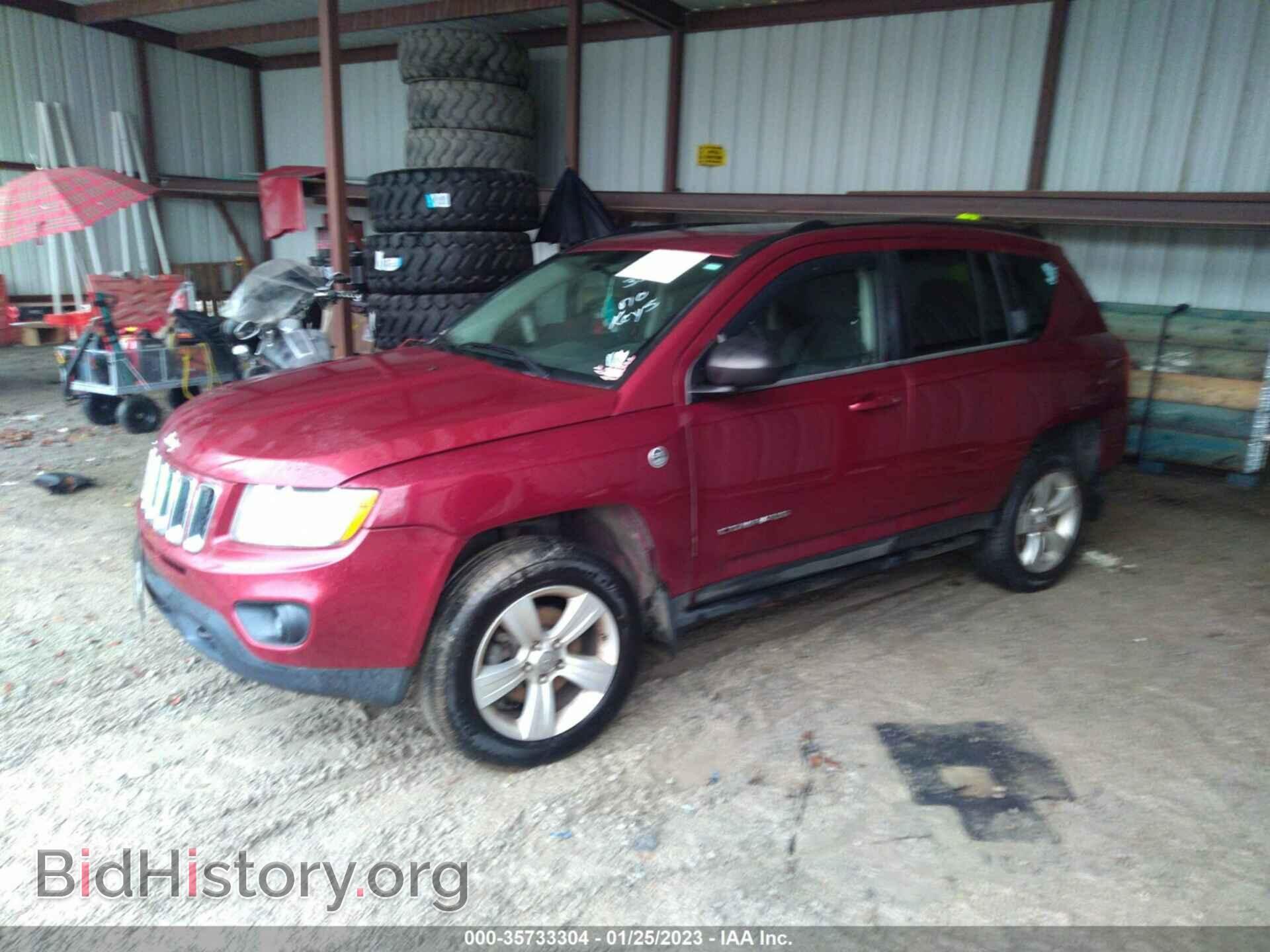 2011 JEEP COMPASS - VIN: 1J4NF1FB2BD164438 - Photo 2