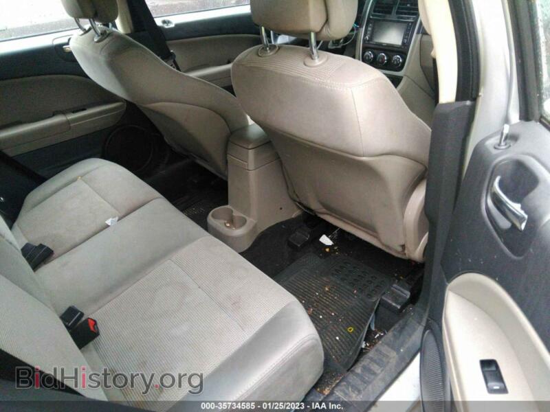 2011 Dodge CALIBER (VIN 1B3CB3HAXBD247268) — photo 8 of 11