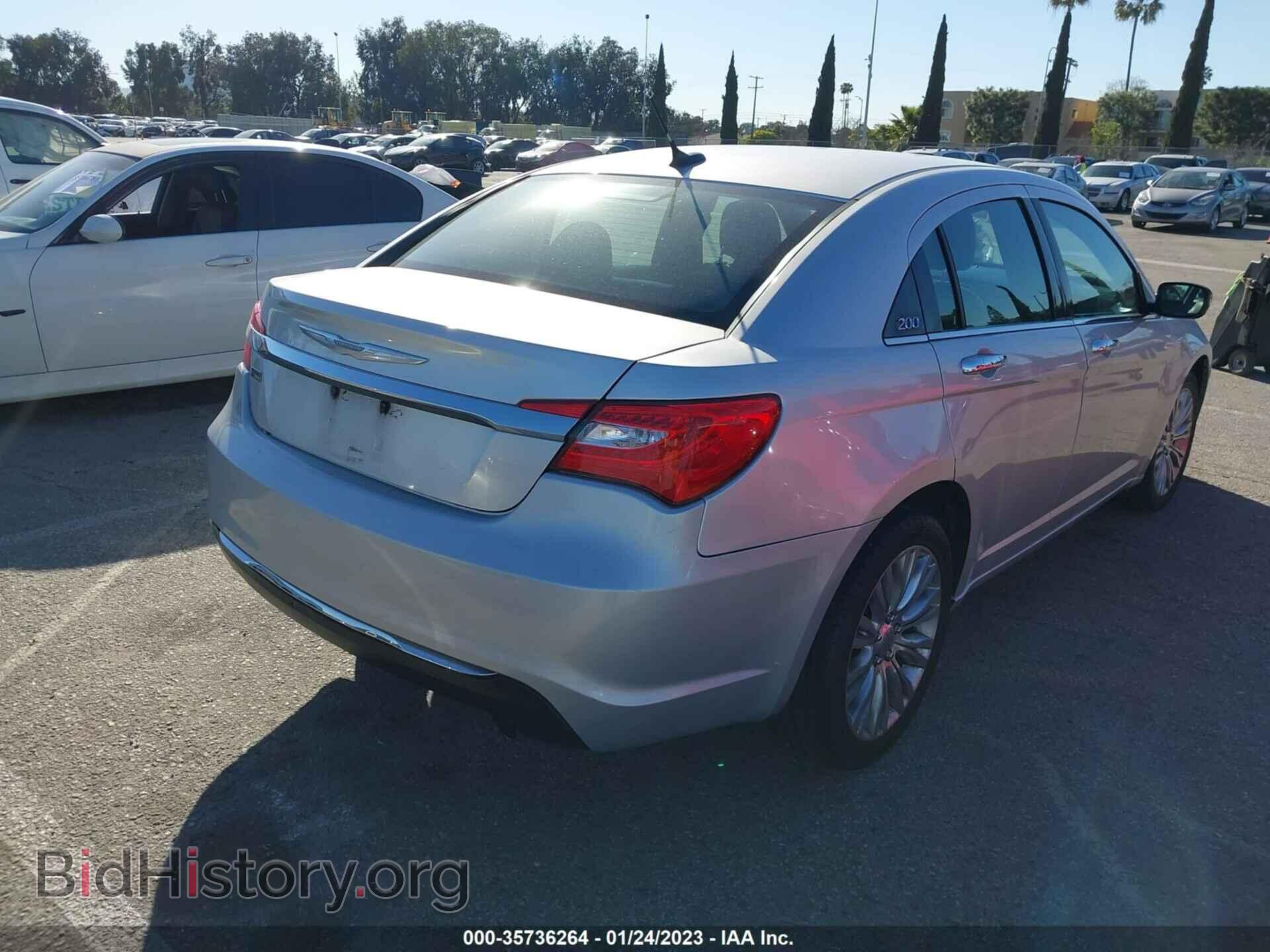 2012 CHRYSLER 200 - VIN: 1C3CCBCG1CN113251 - Фото 4