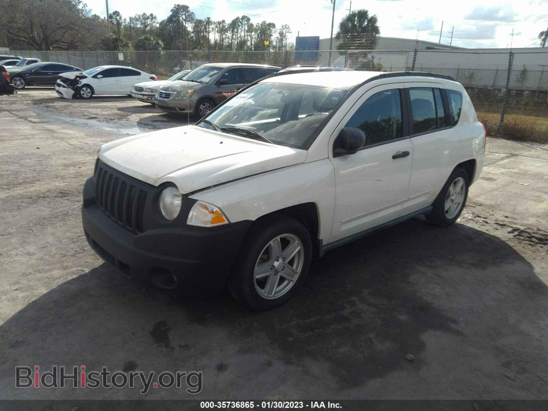 2010 JEEP COMPASS - VIN: 1J4NT4FA2AD540846 - Фото 2