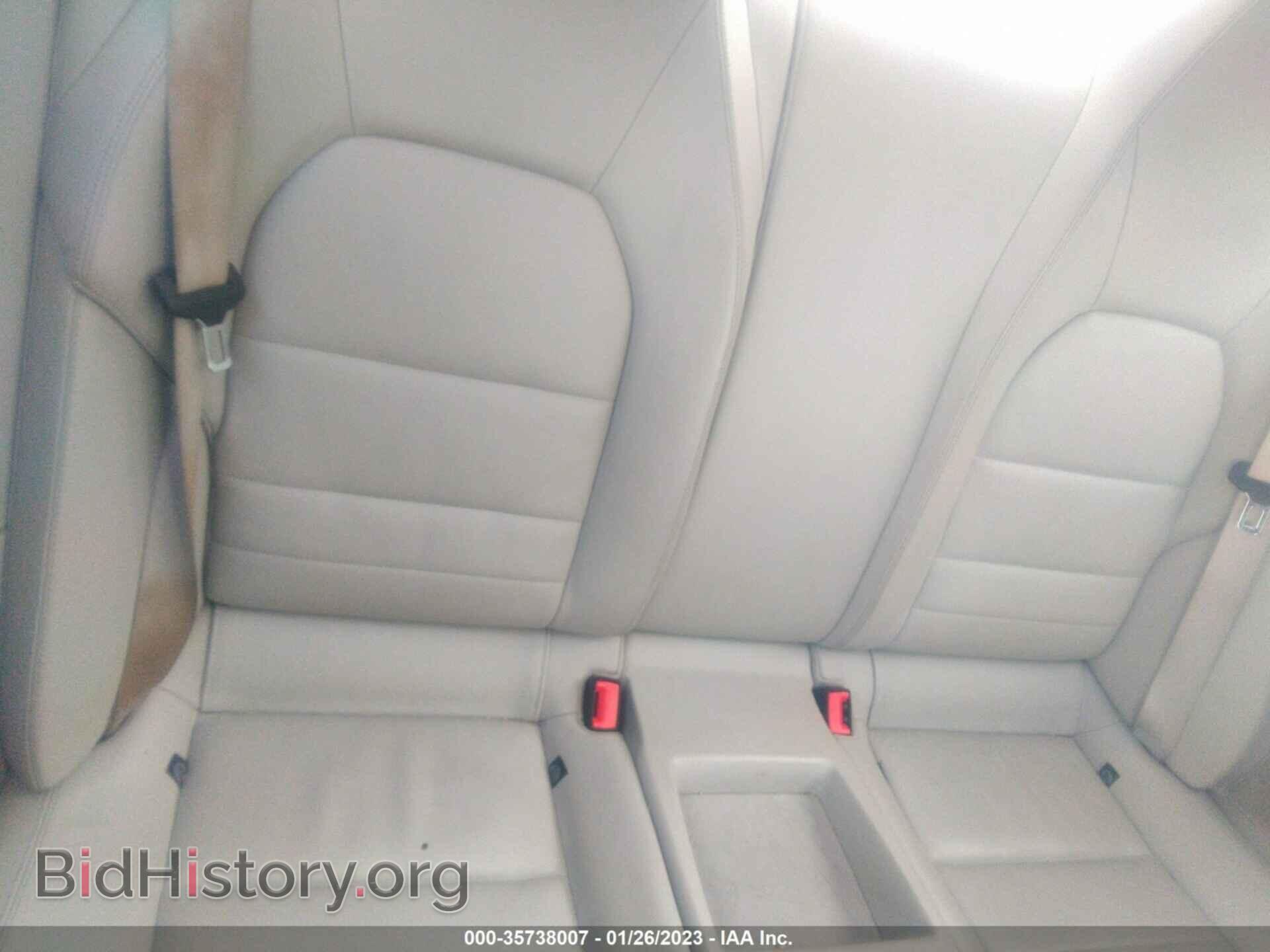 2010 MERCEDES-BENZ E-CLASS - VIN: WDDKJ5GB3AF049935 - Фото 8