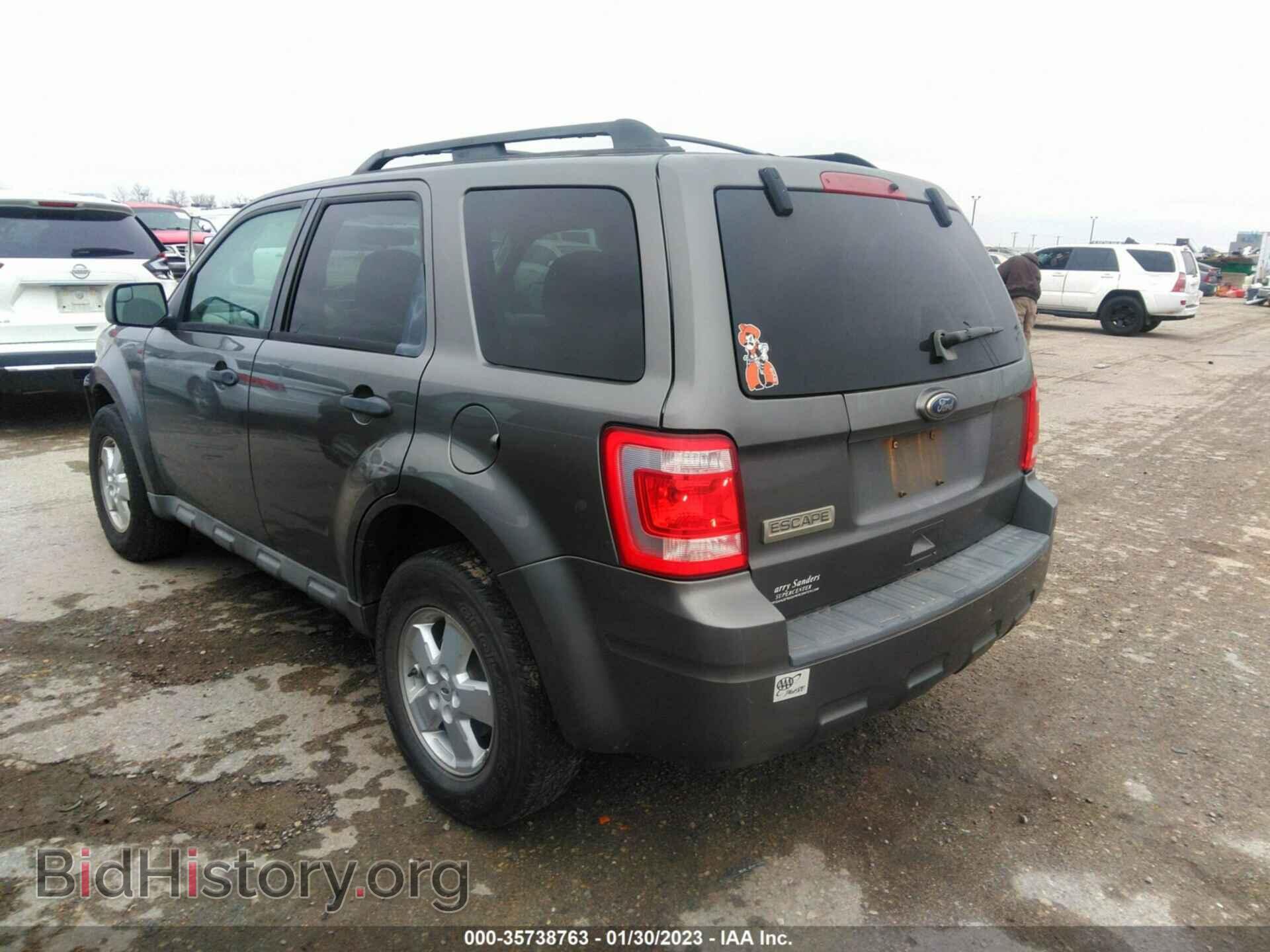 2010 FORD ESCAPE - VIN: 1FMCU0C79AKB18740 - Фото 3