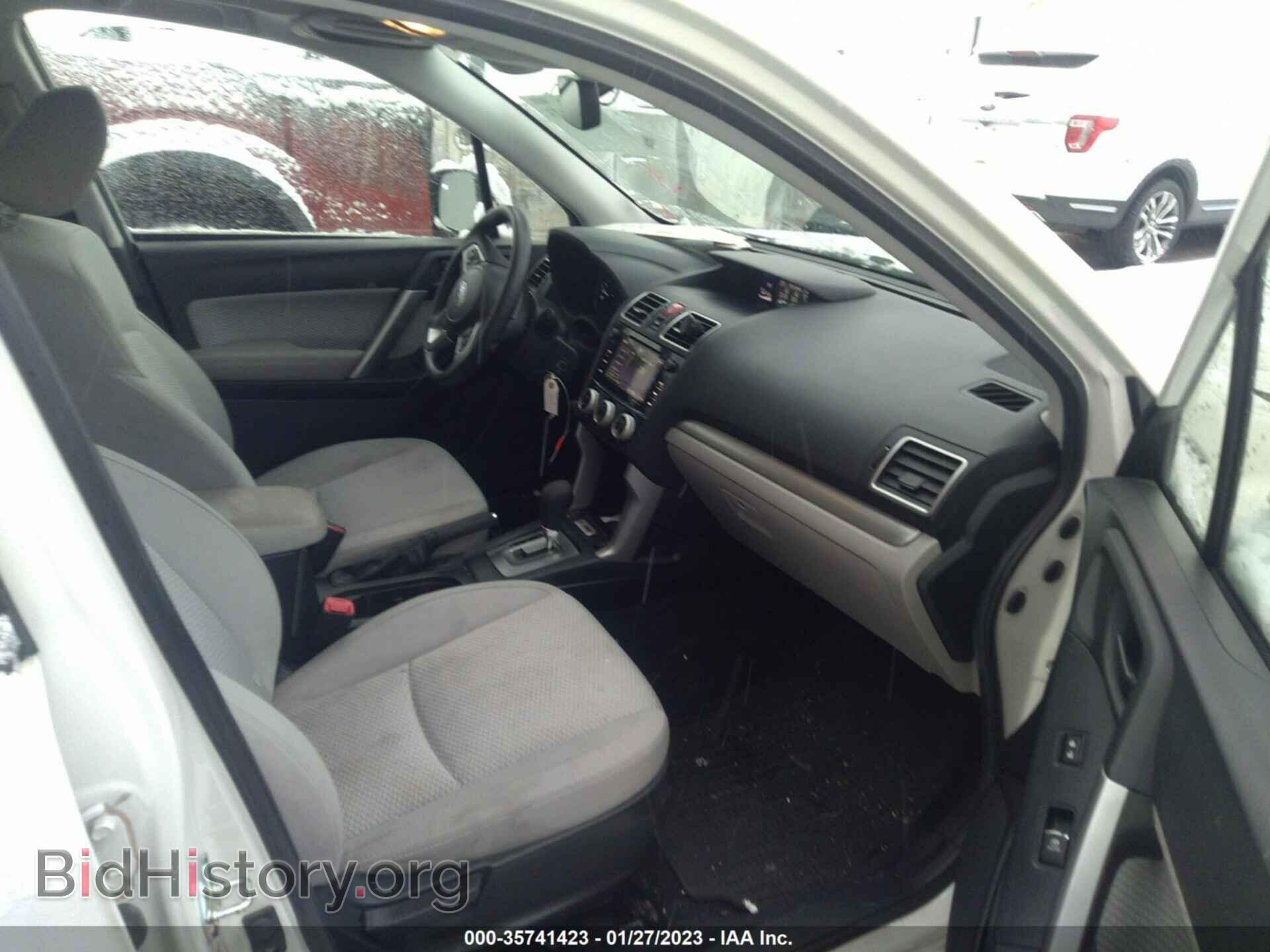 2017 SUBARU FORESTER - VIN: JF2SJAGC0HH455960 - Фото 5