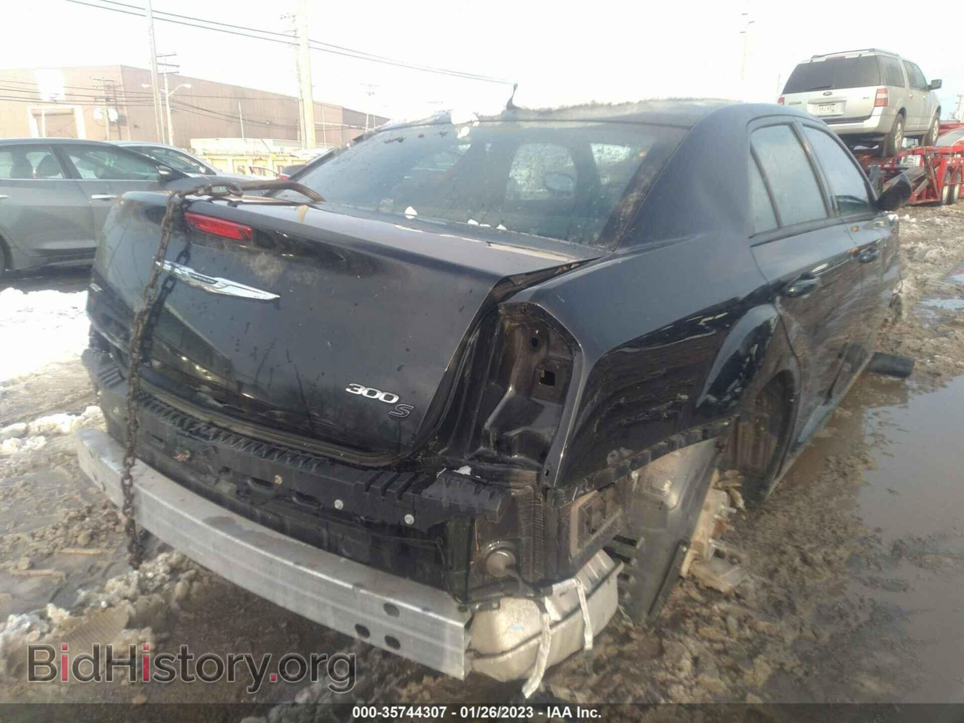 2015 CHRYSLER 300 - VIN: 2C3CCAGG8FH899700 - Фото 4