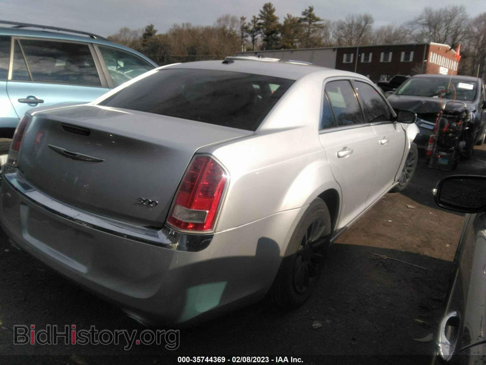 2012 CHRYSLER 300 - VIN: 2C3CCAAG4CH117073 - Фото 4