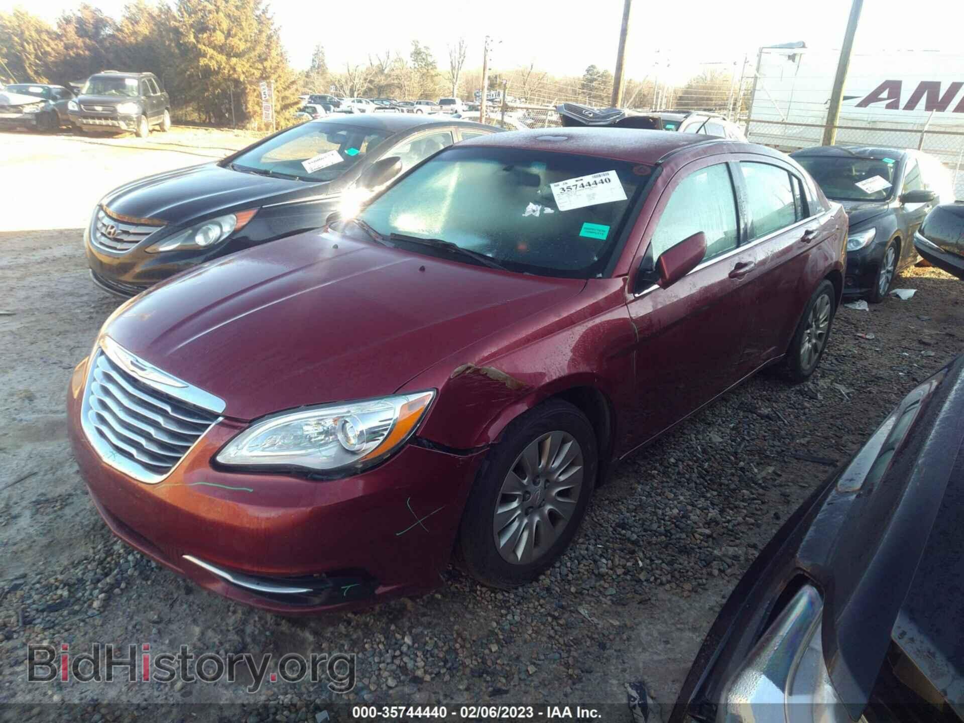2013 CHRYSLER 200 - VIN: 1C3CCBAB5DN733819 - Photo 2