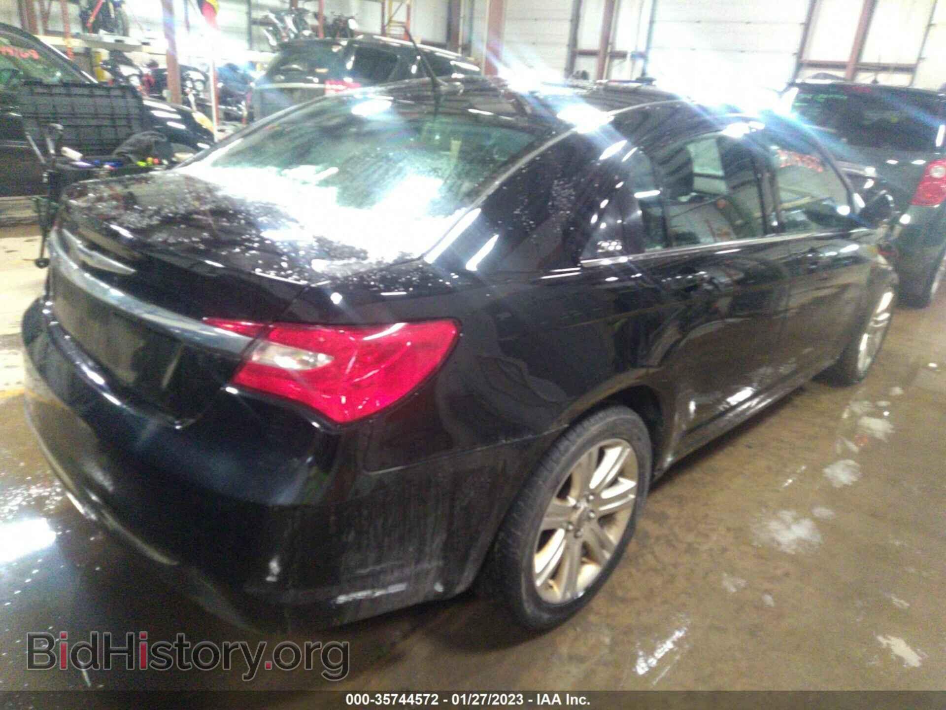 2012 CHRYSLER 200 - VIN: 1C3CCBBB3CN117968 - Фото 4