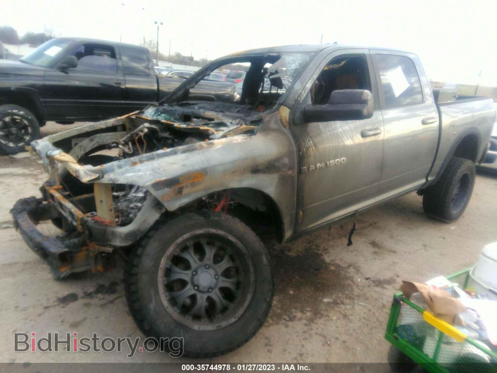 2012 RAM 1500 - VIN: 1C6RD7MT5CS209162 - Фото 2