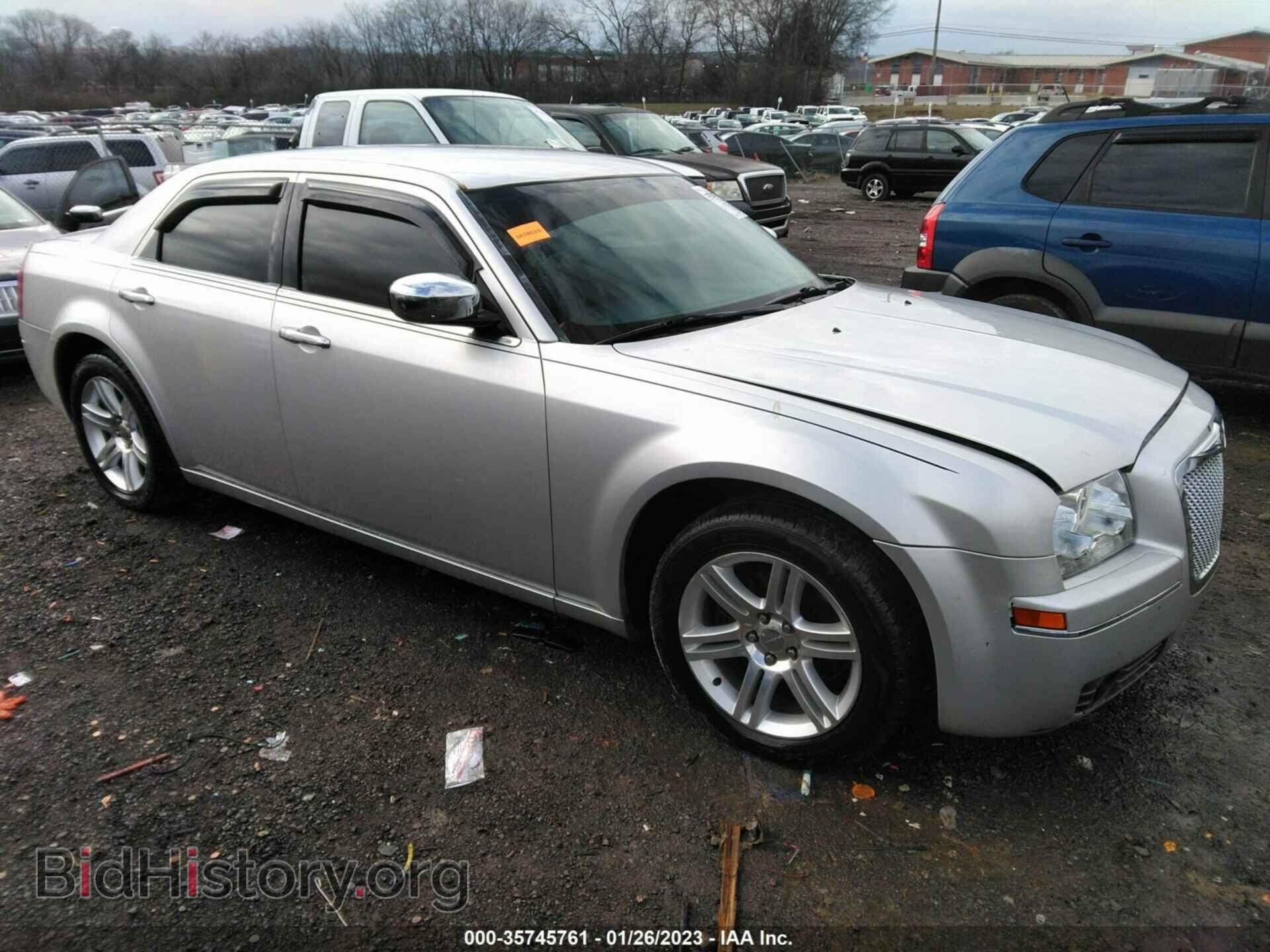 Фотография 2C3CA4CD8AH135535 - CHRYSLER 300 2010