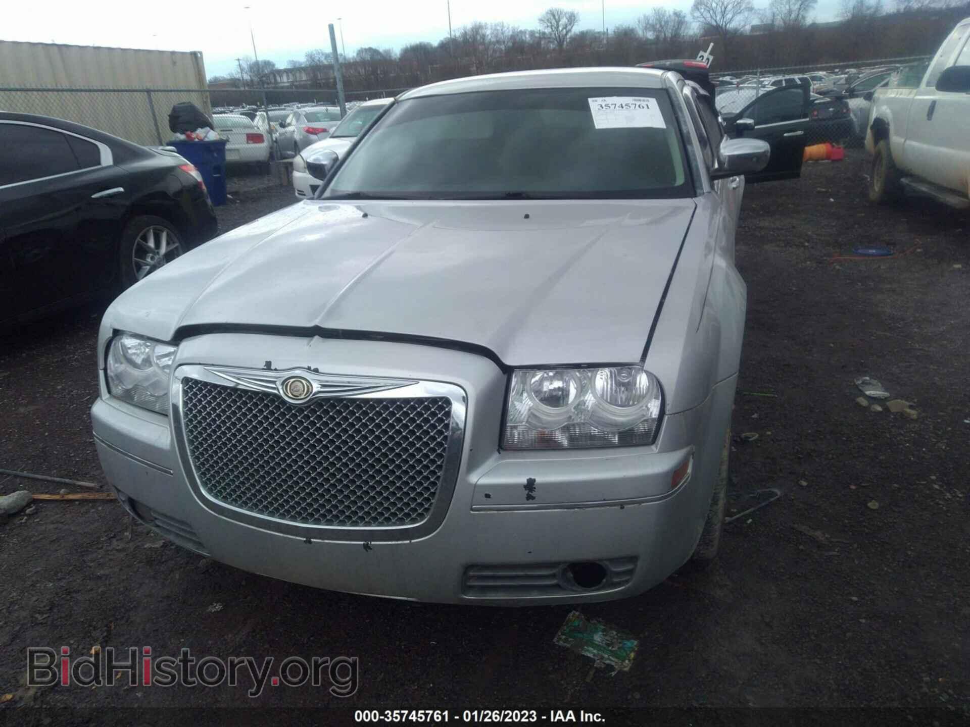 2010 CHRYSLER 300 - VIN: 2C3CA4CD8AH135535 - Фото 6