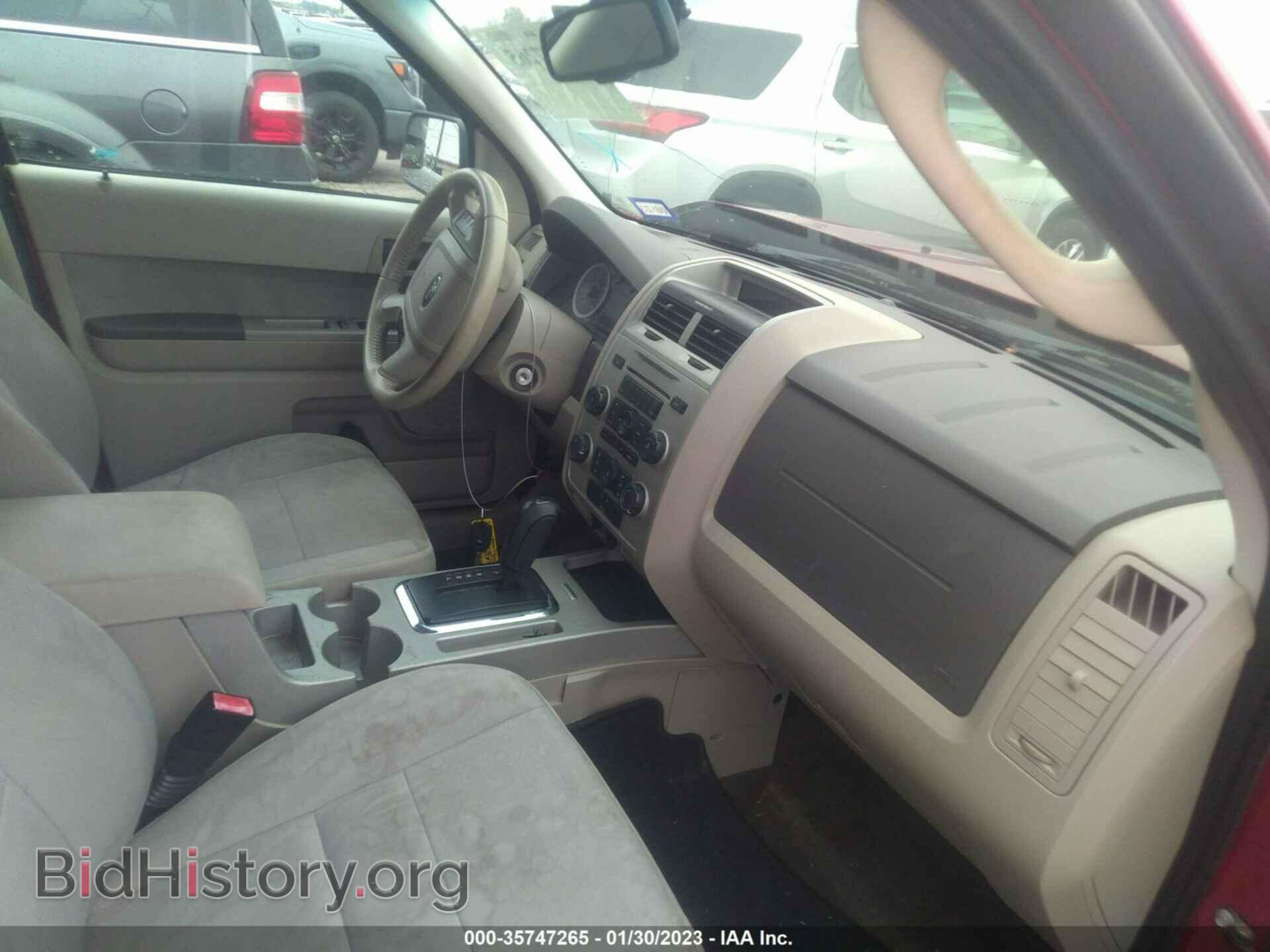 2011 FORD ESCAPE - VIN: 1FMCU0DG6BKC29648 - Фото 5