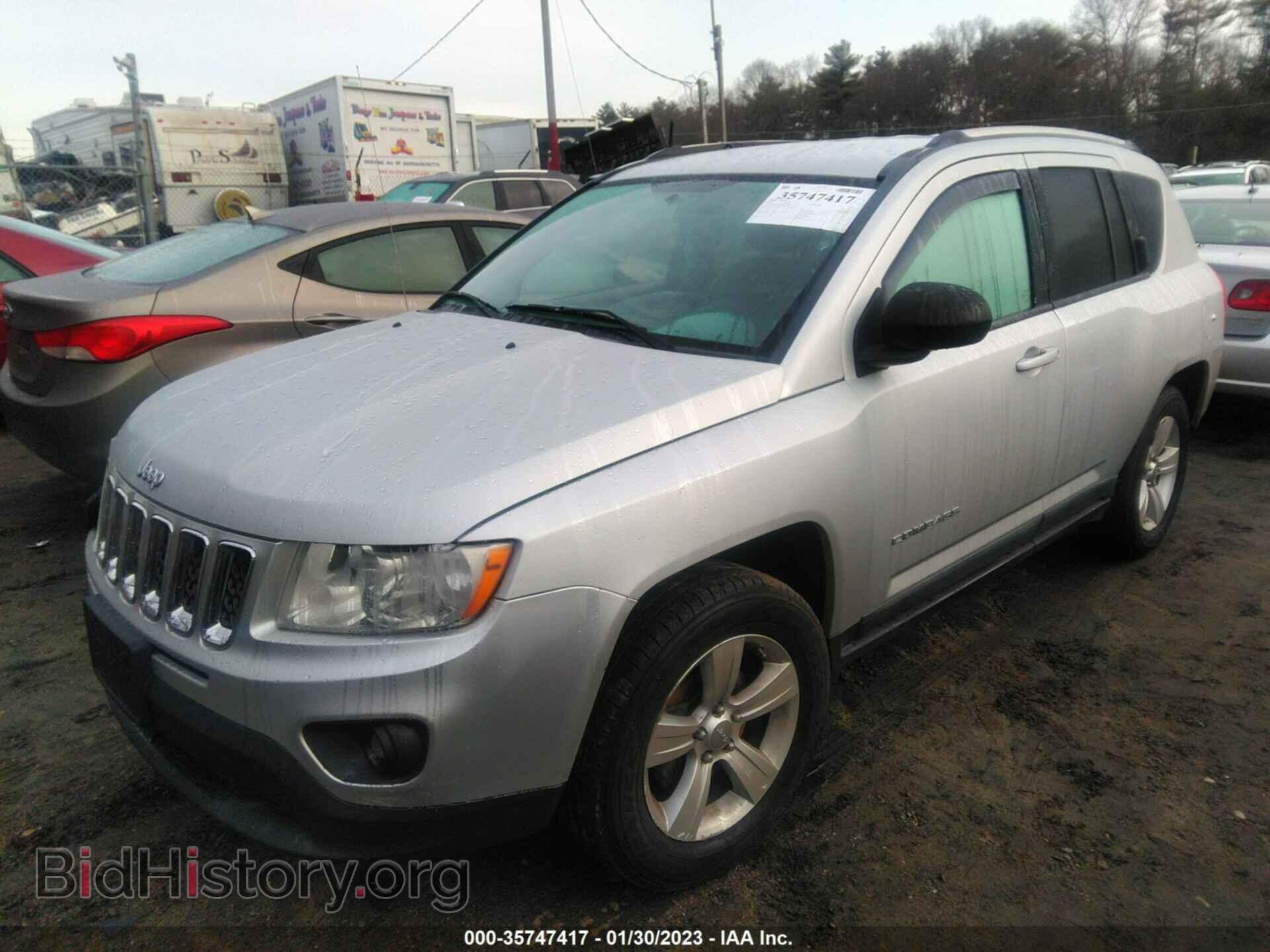 2011 JEEP COMPASS - VIN: 1J4NF1FB9BD240480 - Photo 2