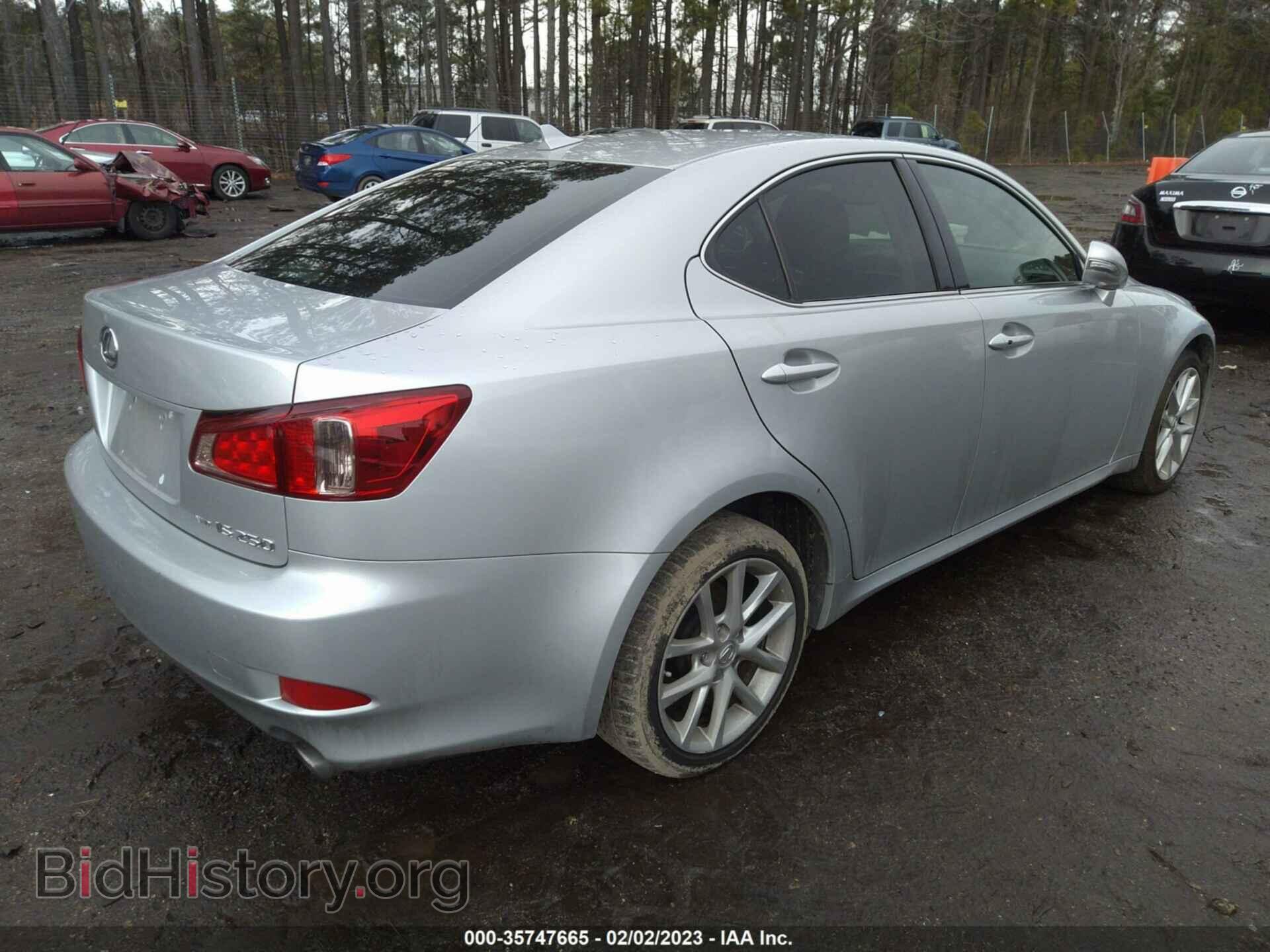 2011 LEXUS IS 250 - VIN: JTHCF5C26B2035301 - Photo 4