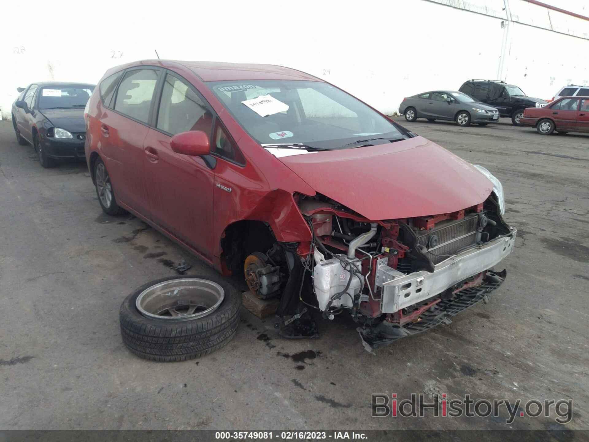 Photo JTDZN3EU5EJ008800 - TOYOTA PRIUS V 2014