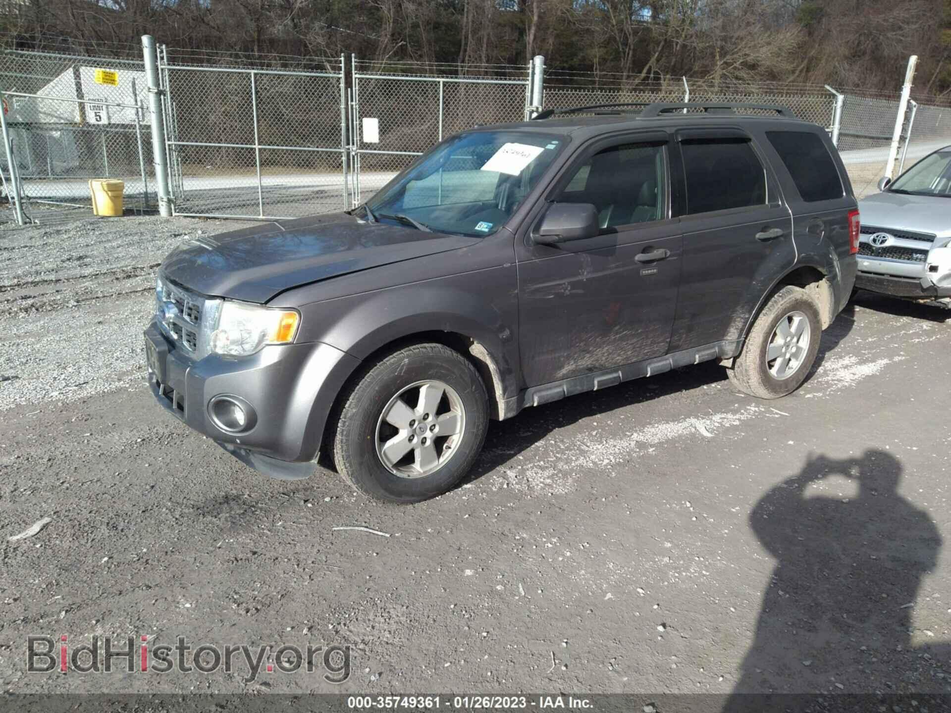 2011 FORD ESCAPE - VIN: 1FMCU9D72BKB37134 - Фото 2