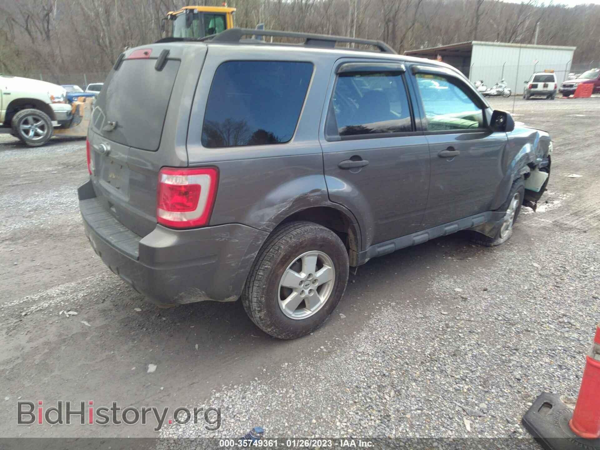 2011 FORD ESCAPE - VIN: 1FMCU9D72BKB37134 - Фото 4