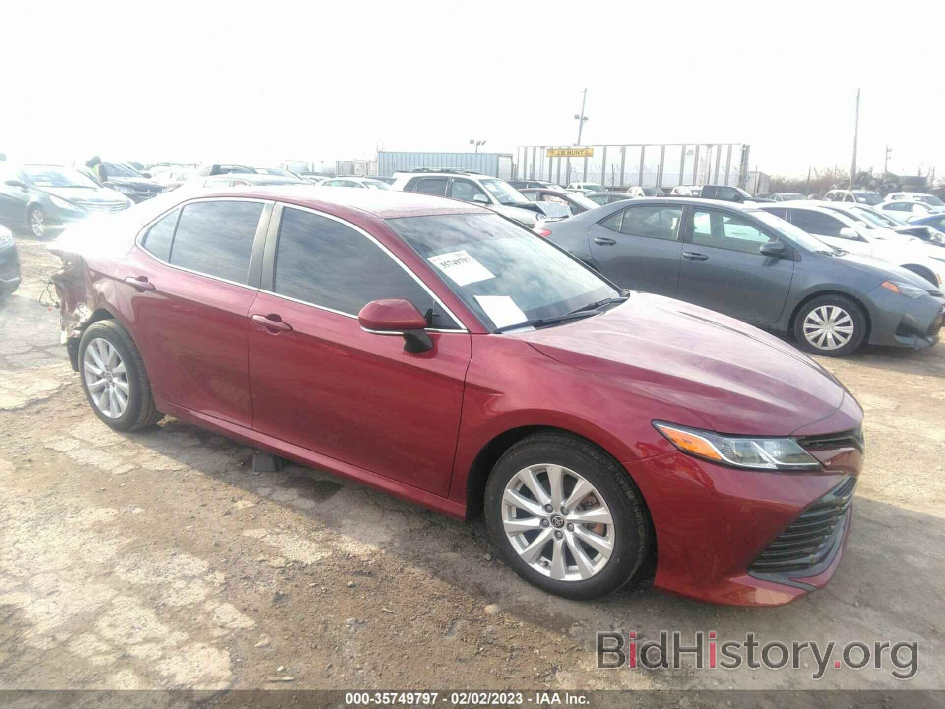 Photo 4T1L11BK6LU017764 - TOYOTA CAMRY 2020