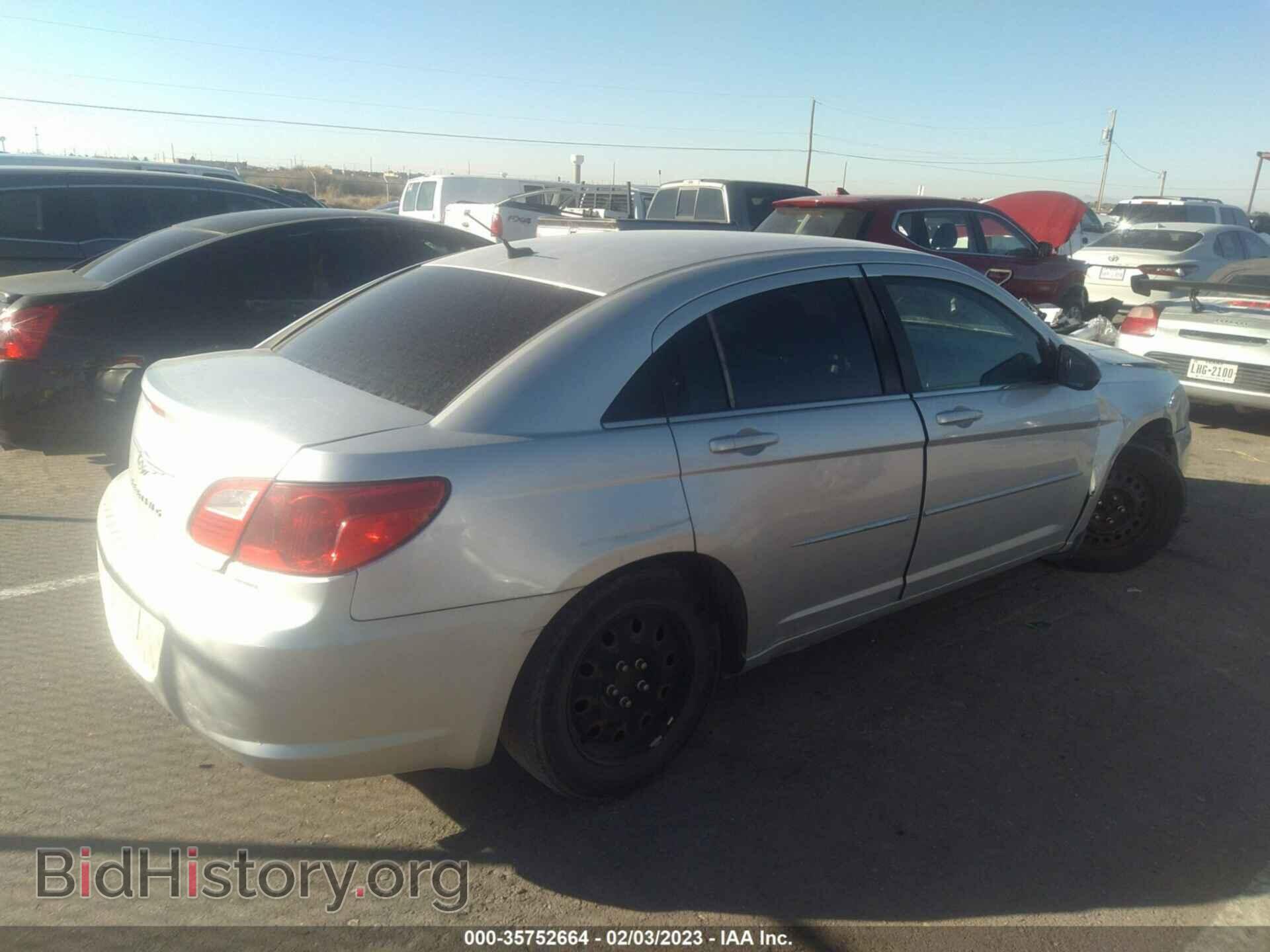 2010 CHRYSLER SEBRING - VIN: 1C3CC4FB5AN192836 - Фото 4