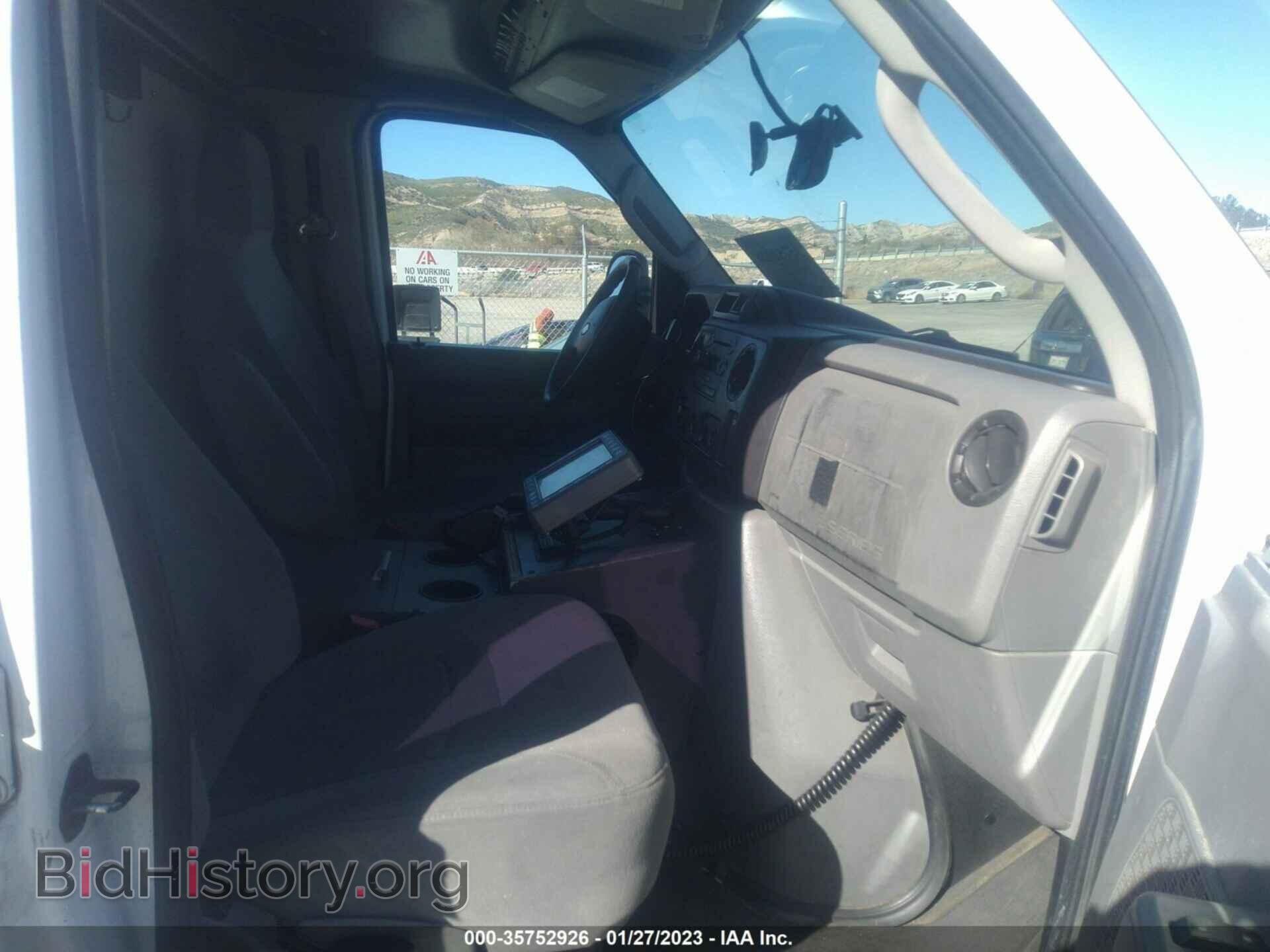 2011 FORD ECONOLINE CARGO VAN - VIN: 1FDSS3ES5BDB35769 - Фото 5