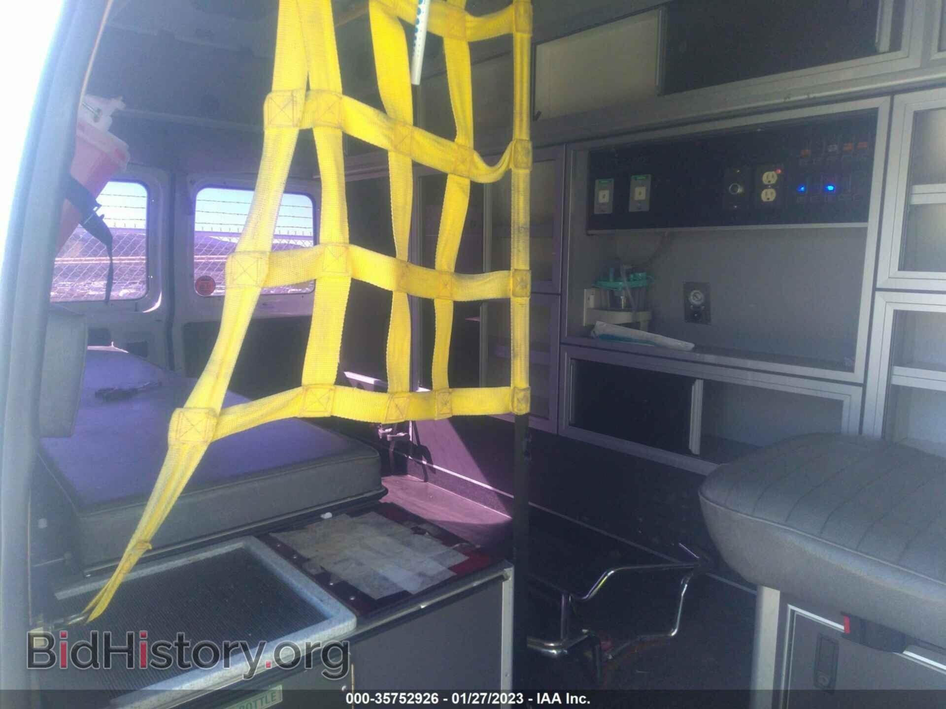 2011 FORD ECONOLINE CARGO VAN - VIN: 1FDSS3ES5BDB35769 - Фото 8