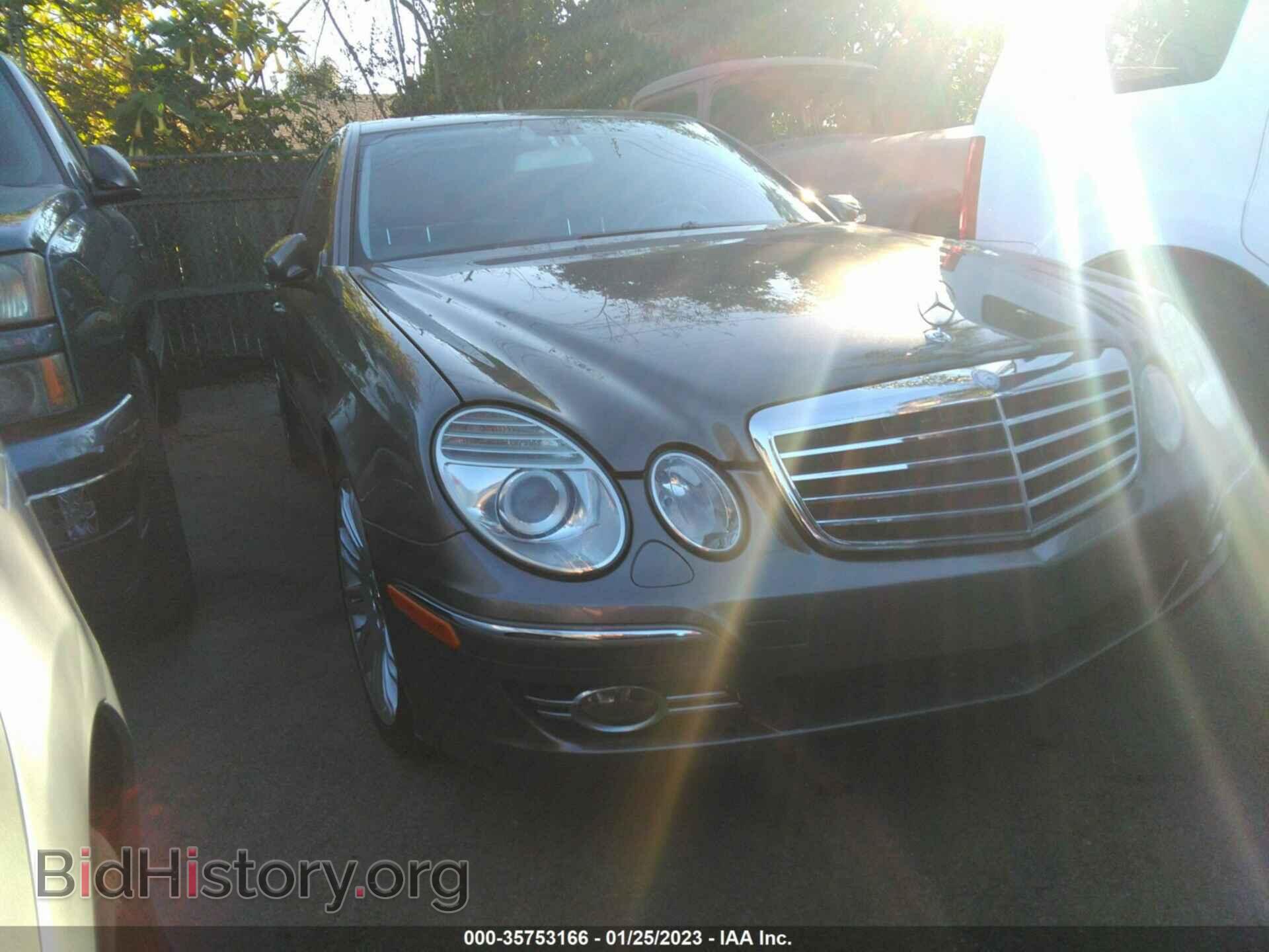 Photo WDBUF56X18B200045 - MERCEDES-BENZ E-CLASS 2008