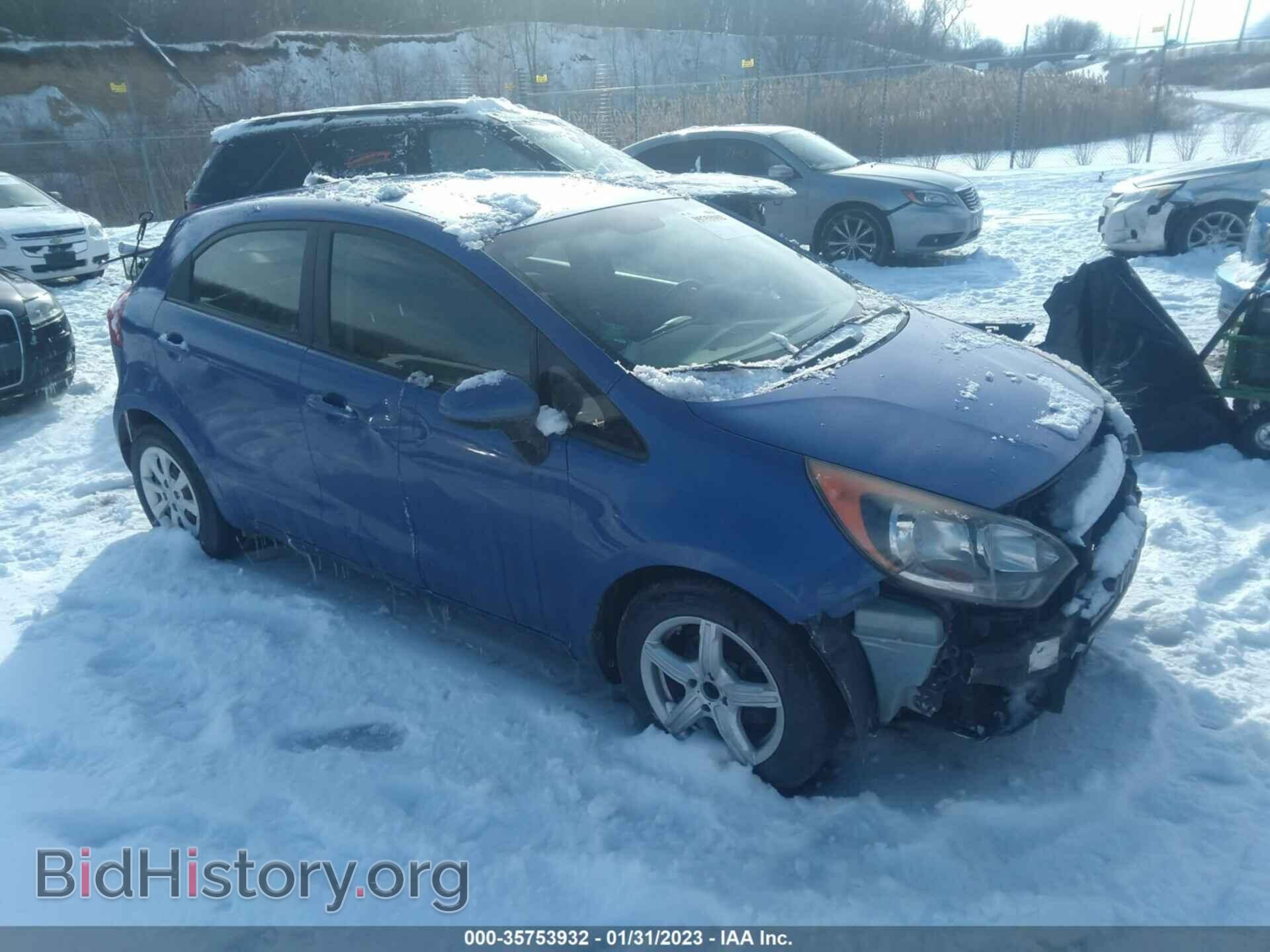 Фотография KNADN5A34F6435518 - KIA RIO 2015