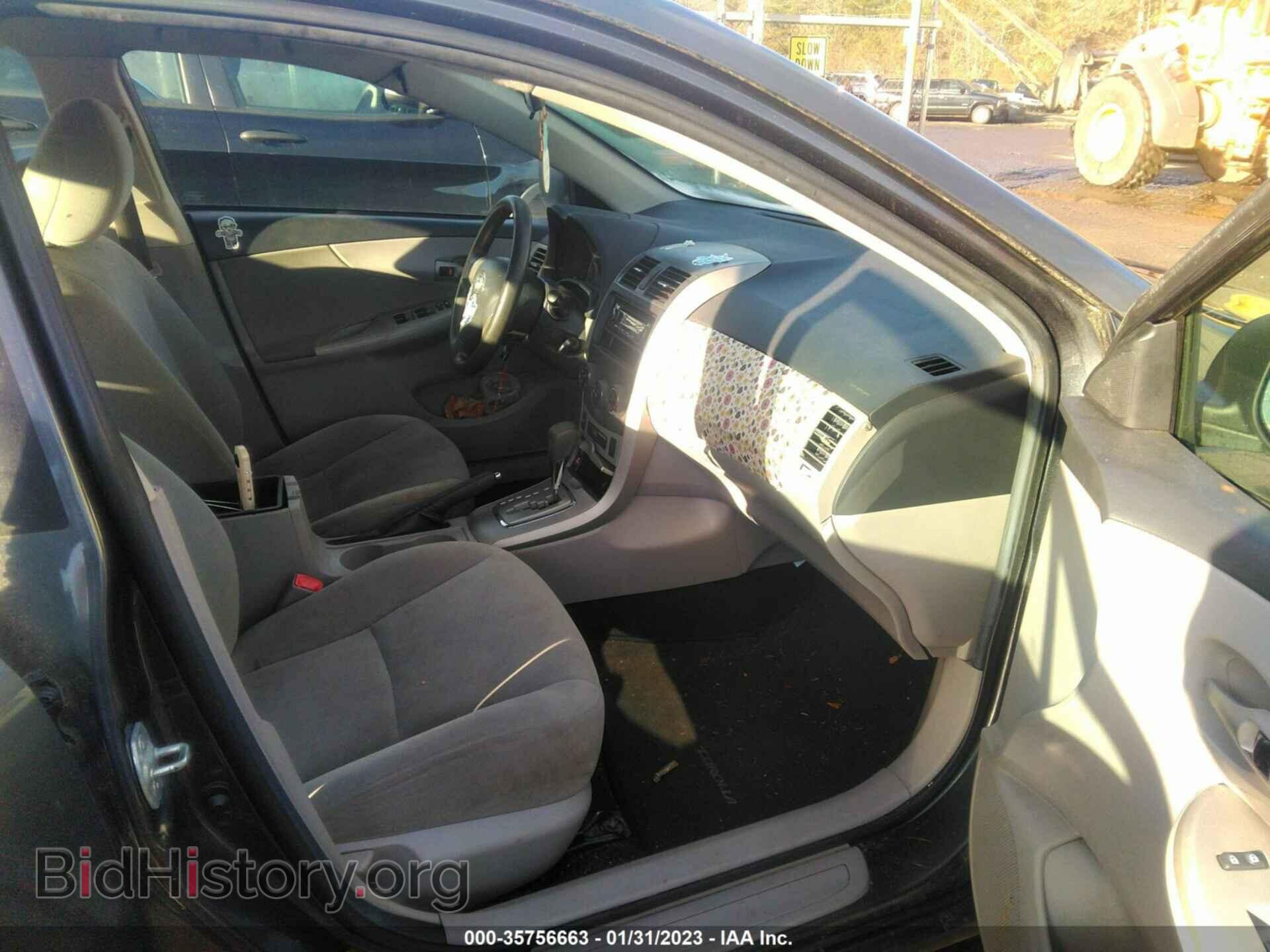 2011 TOYOTA COROLLA - VIN: 2T1BU4EE0BC590668 - Фото 5