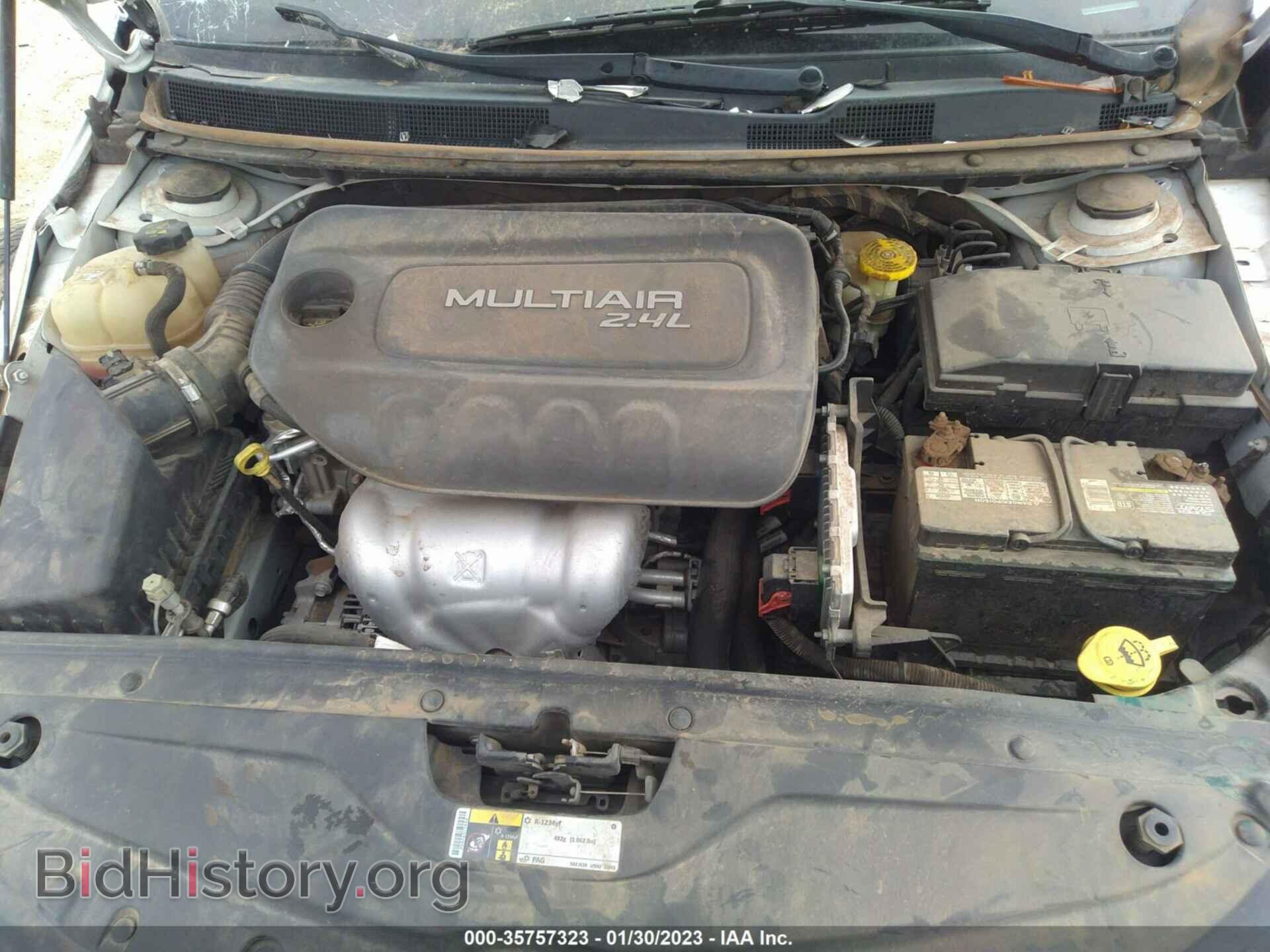 2015 CHRYSLER 200 - VIN: 1C3CCCAB7FN658601 - Фото 10