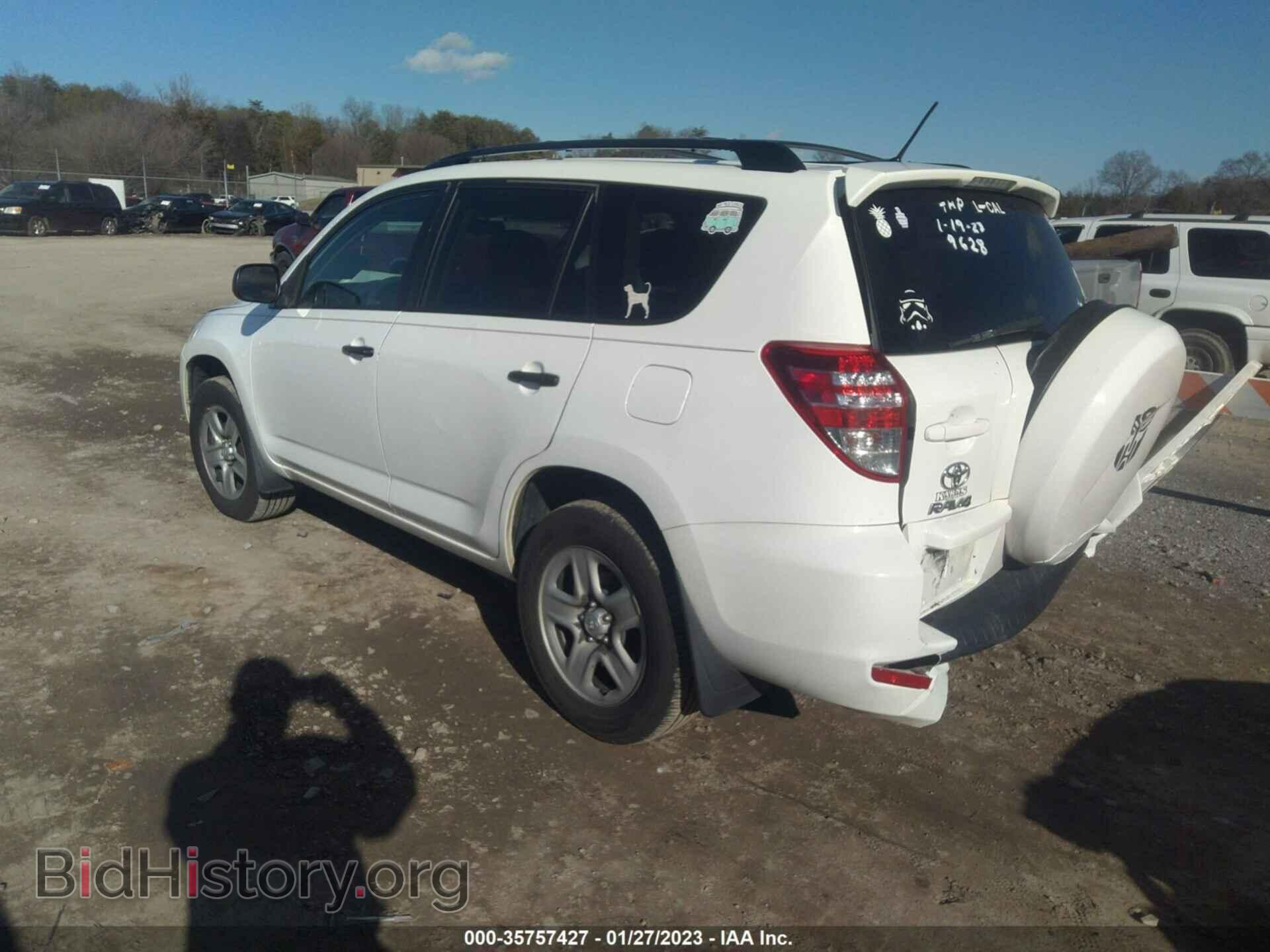 2011 TOYOTA RAV4 - VIN: 2T3BF4DV6BW149628 - Фото 3