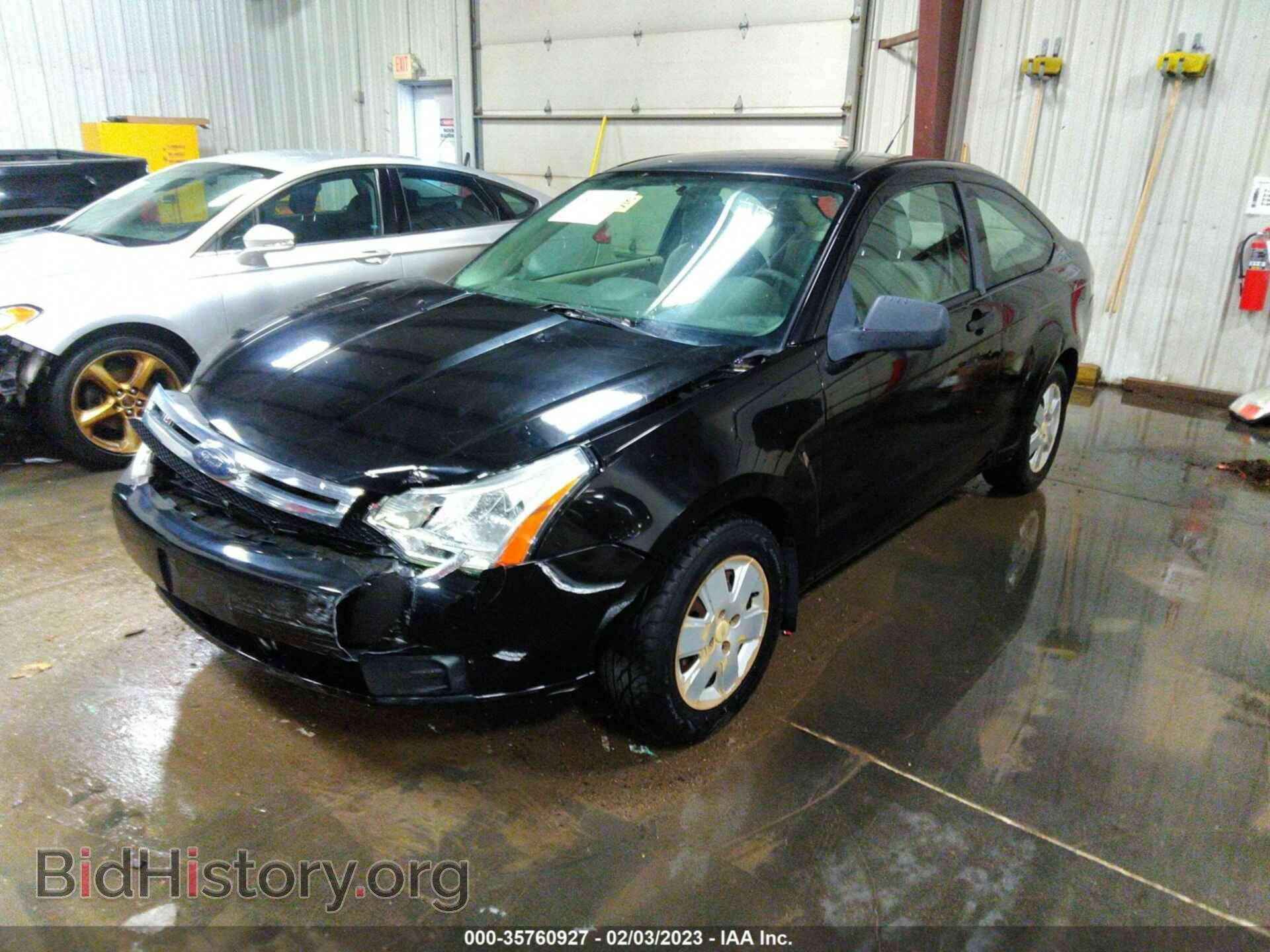 2008 FORD FOCUS - VIN: 1FAHP32NX8W236405 - Фото 2