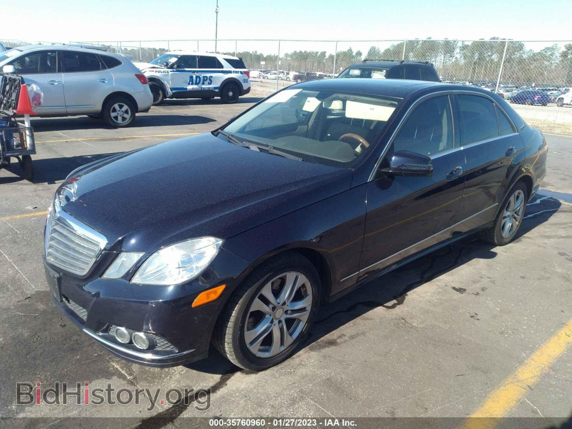 2011 MERCEDES-BENZ E-CLASS - VIN: WDDHF8HB0BA453589 - Фото 2