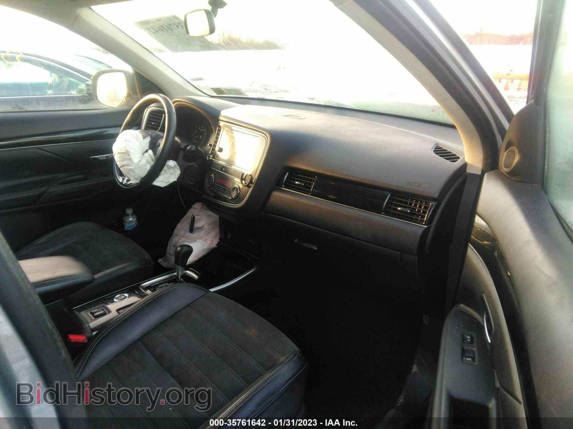 2019 MITSUBISHI OUTLANDER - VIN: JA4AZ3A32KZ041663 - Photo 5