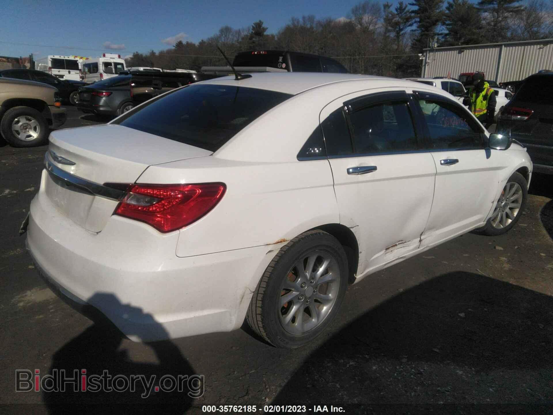 2013 CHRYSLER 200 - VIN: 1C3CCBCG9DN596151 - Фото 4
